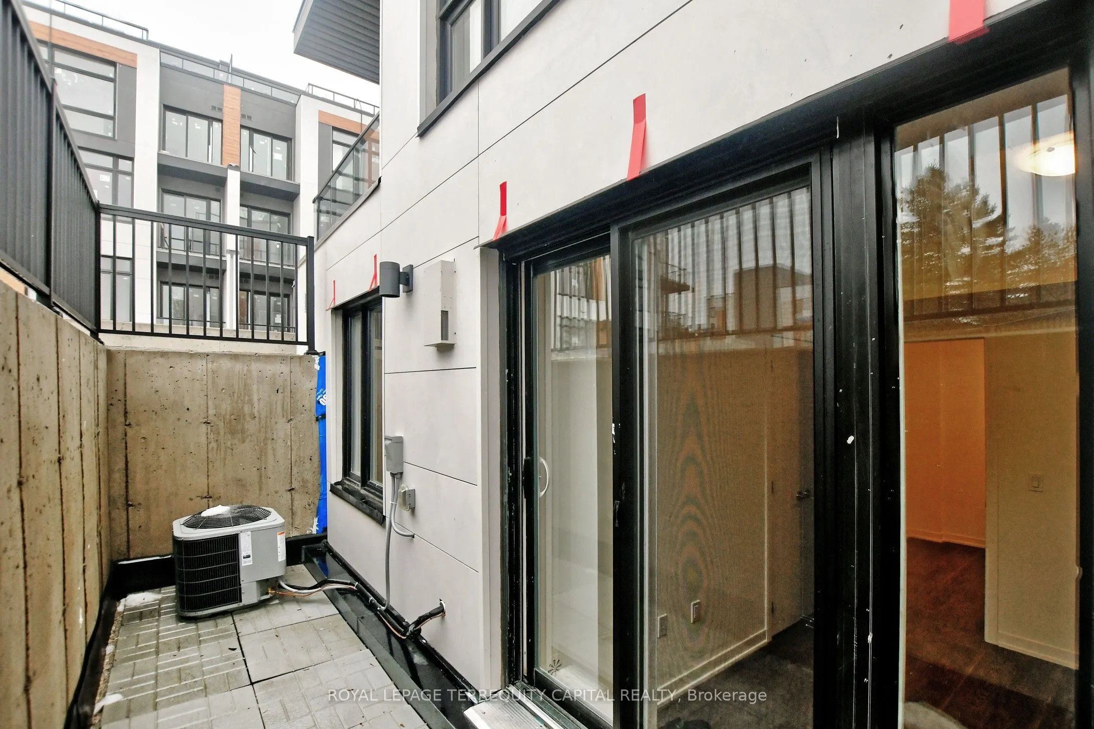 6 Steckley House Lane, #Th 309