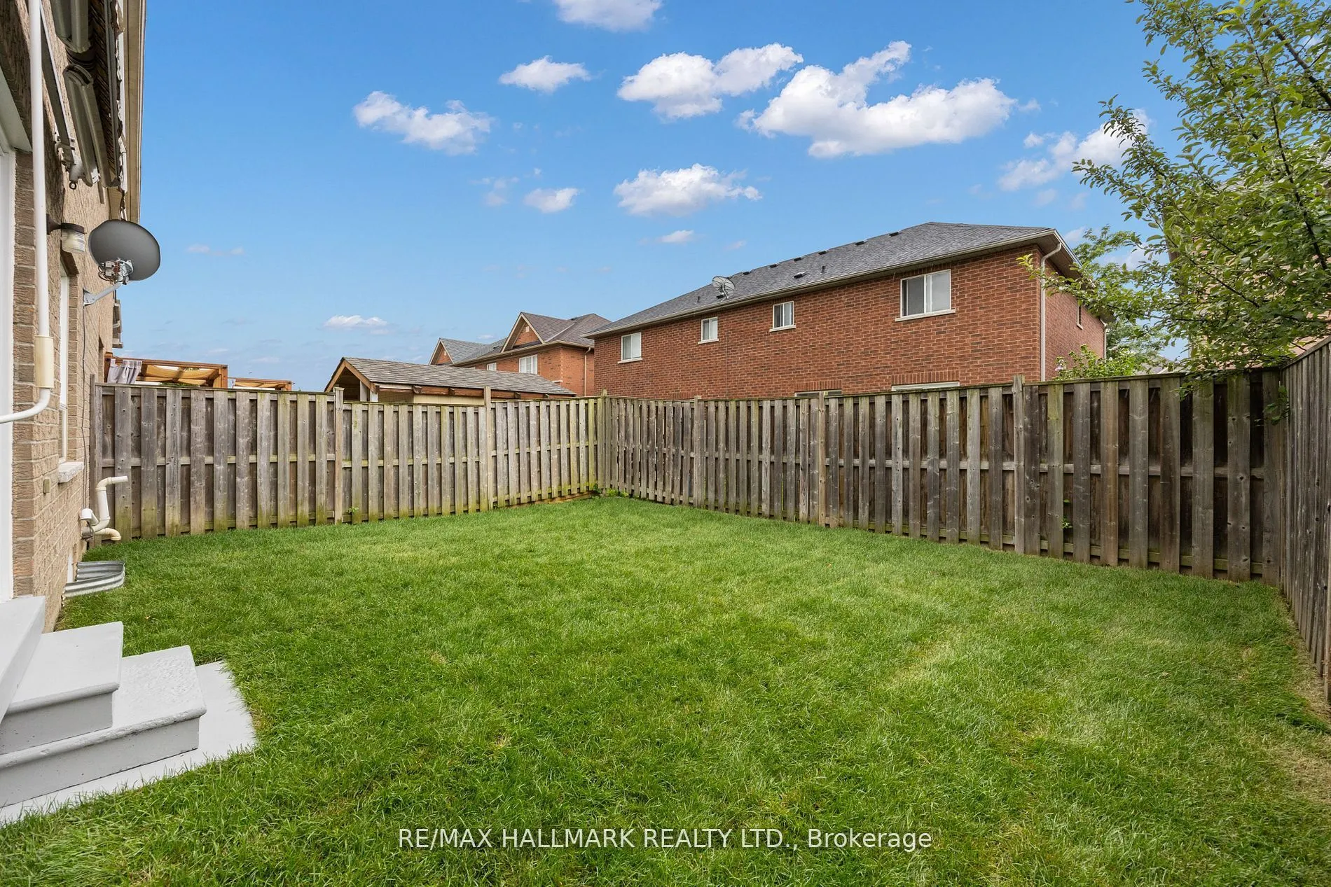 83 Matthew Boyd Crescent