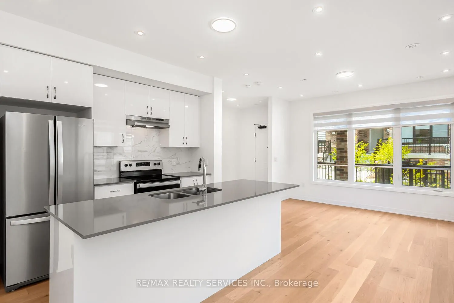 70 Baynes Way, #9