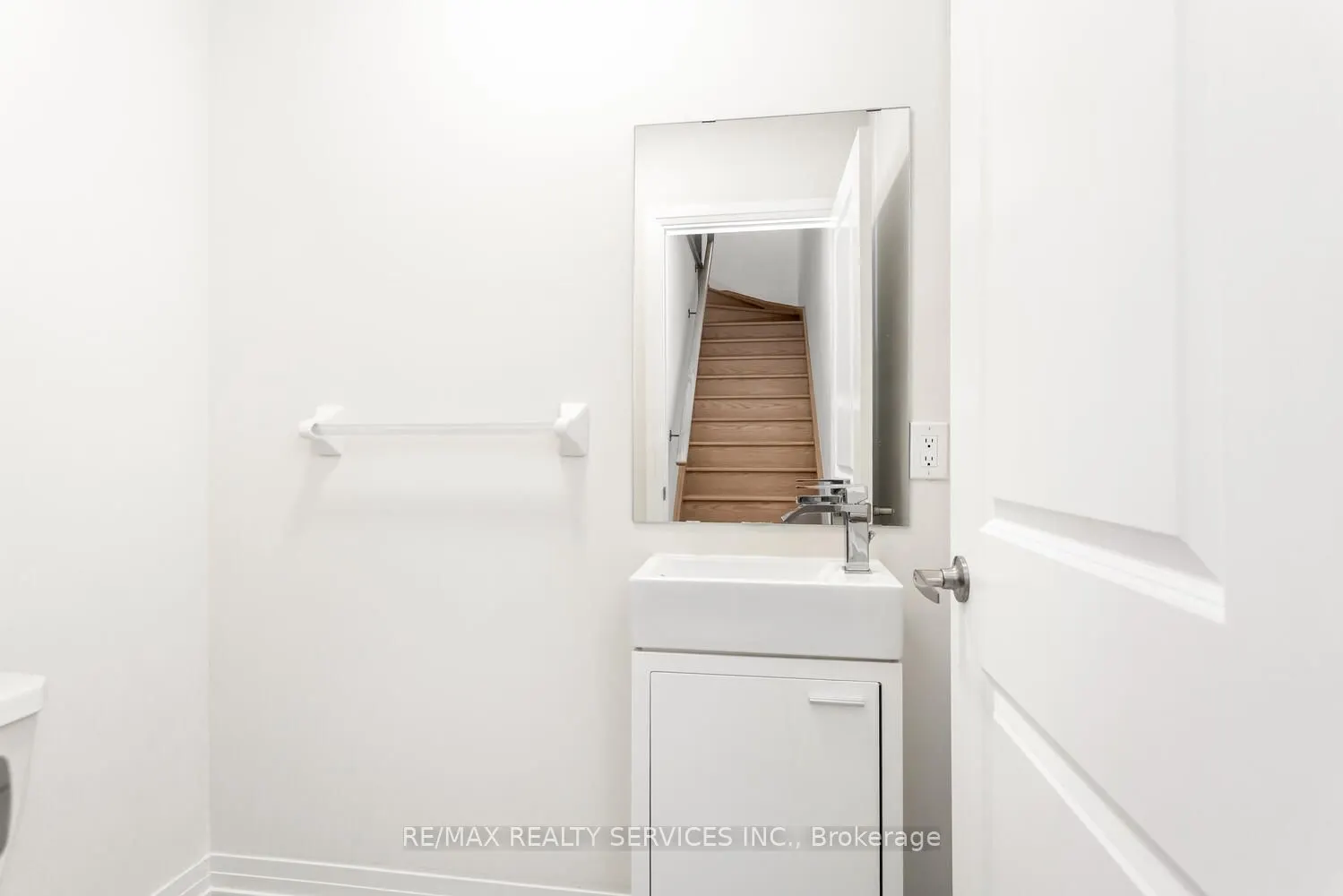 70 Baynes Way, #9