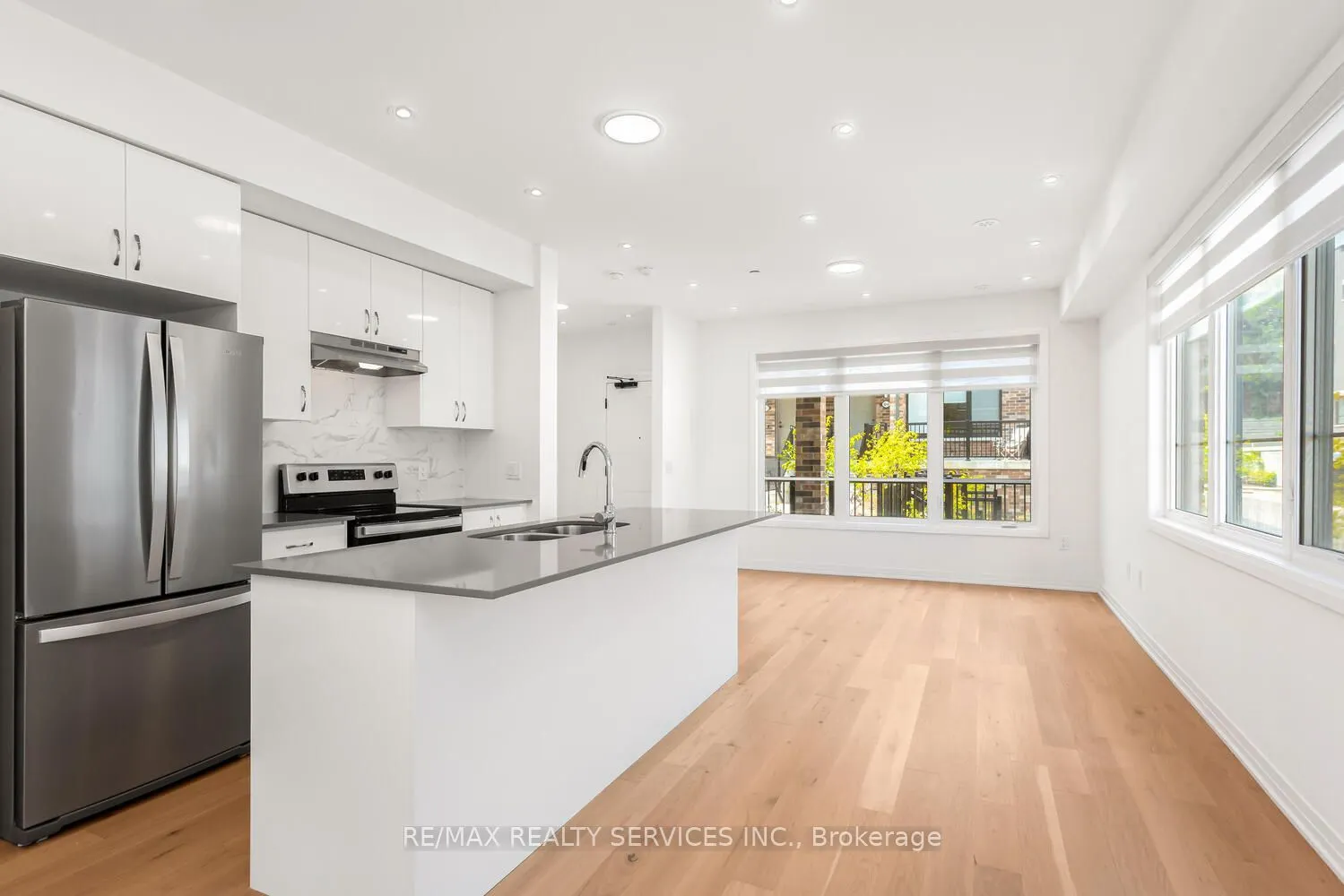 70 Baynes Way, #9