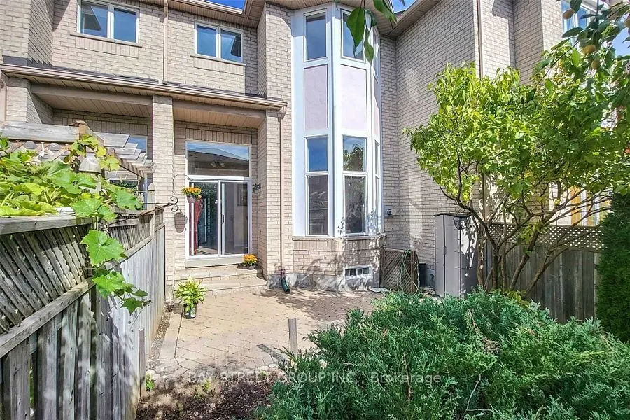 4 Goldbrook Crescent