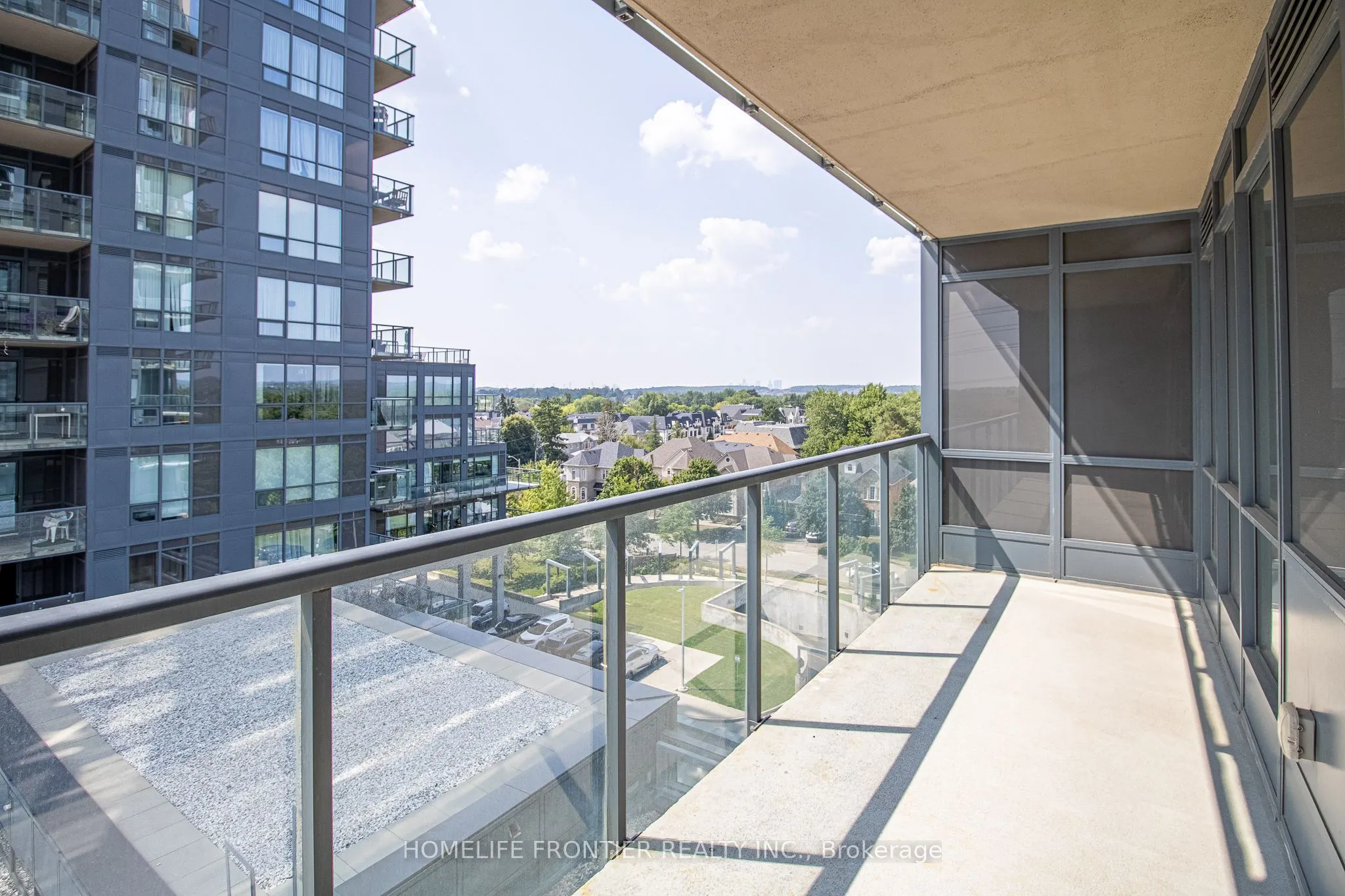 9090 Yonge Street, #609B