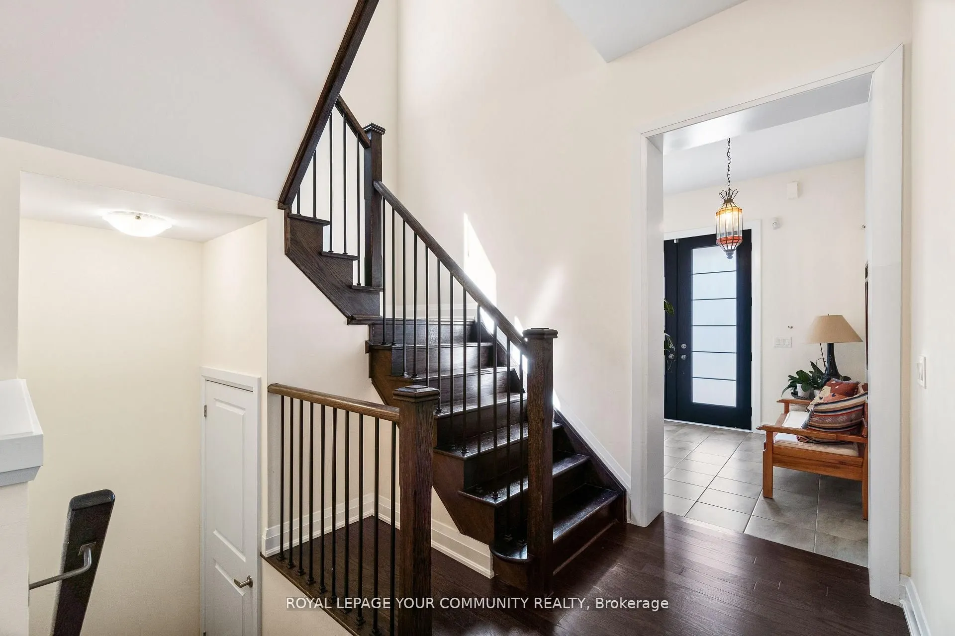 8 Duncombe Lane