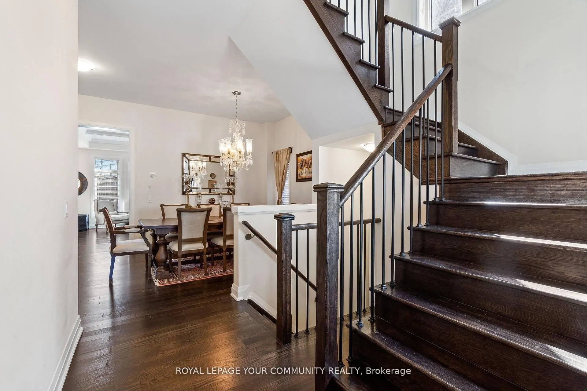 8 Duncombe Lane