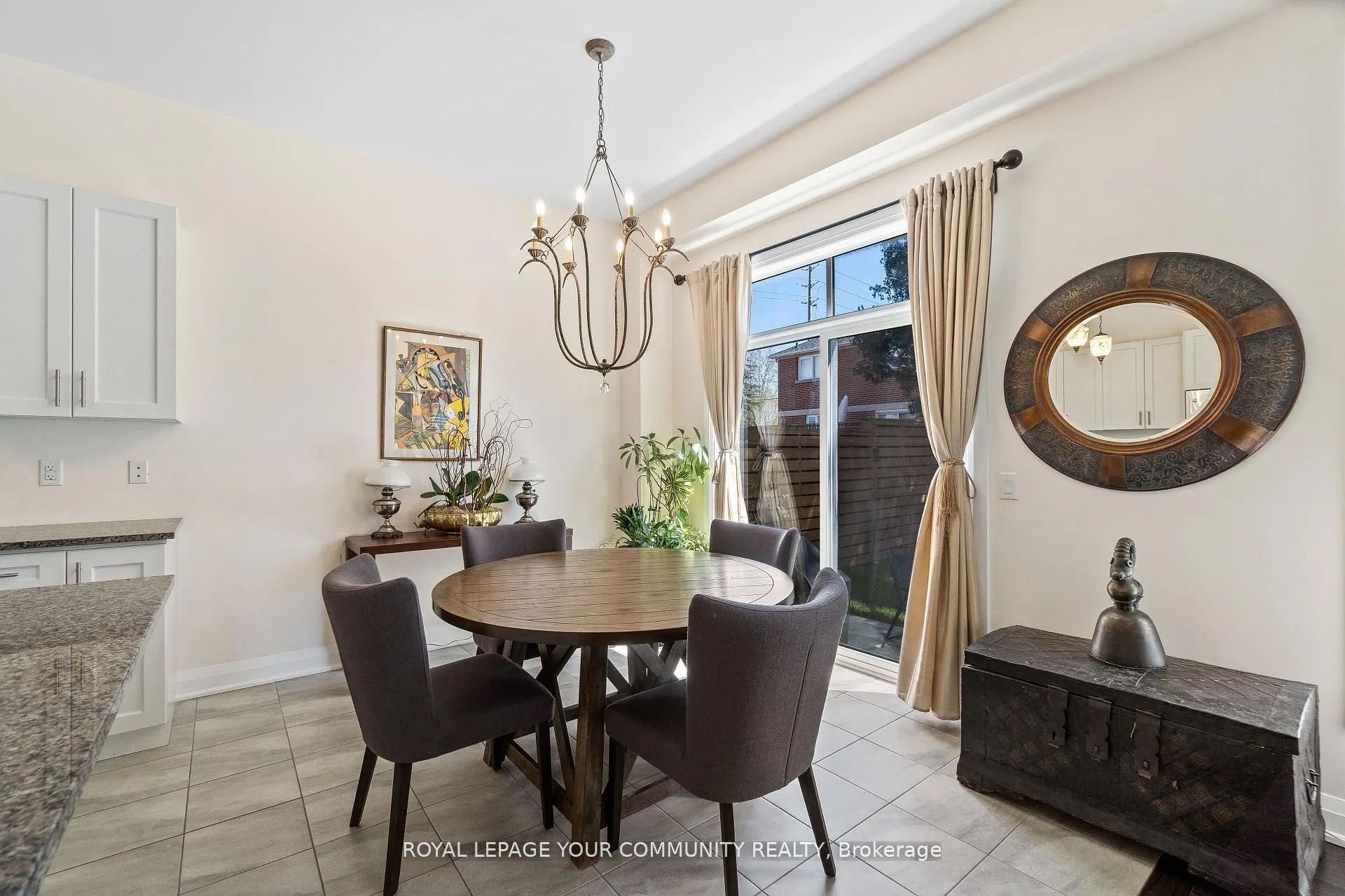 8 Duncombe Lane