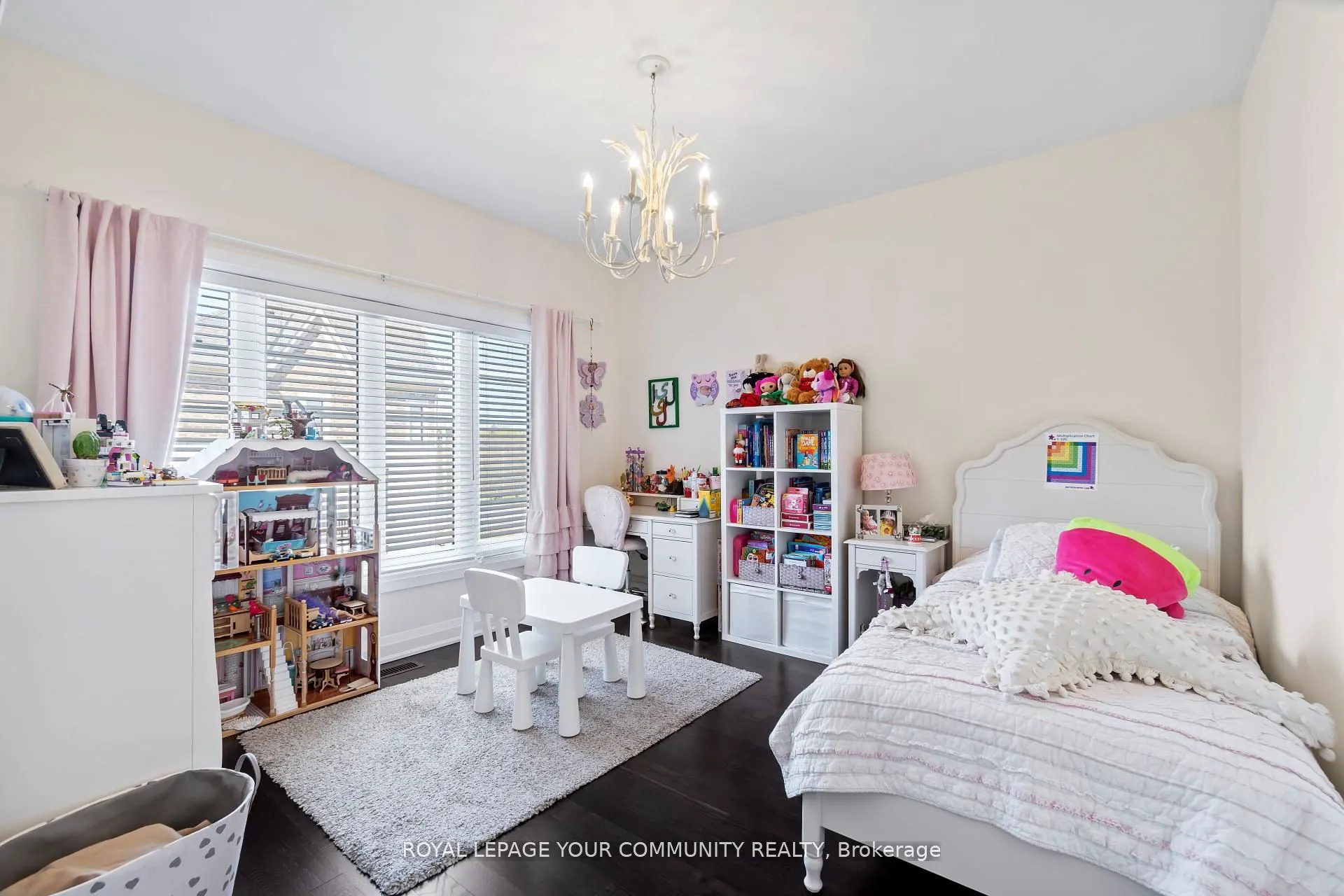 8 Duncombe Lane