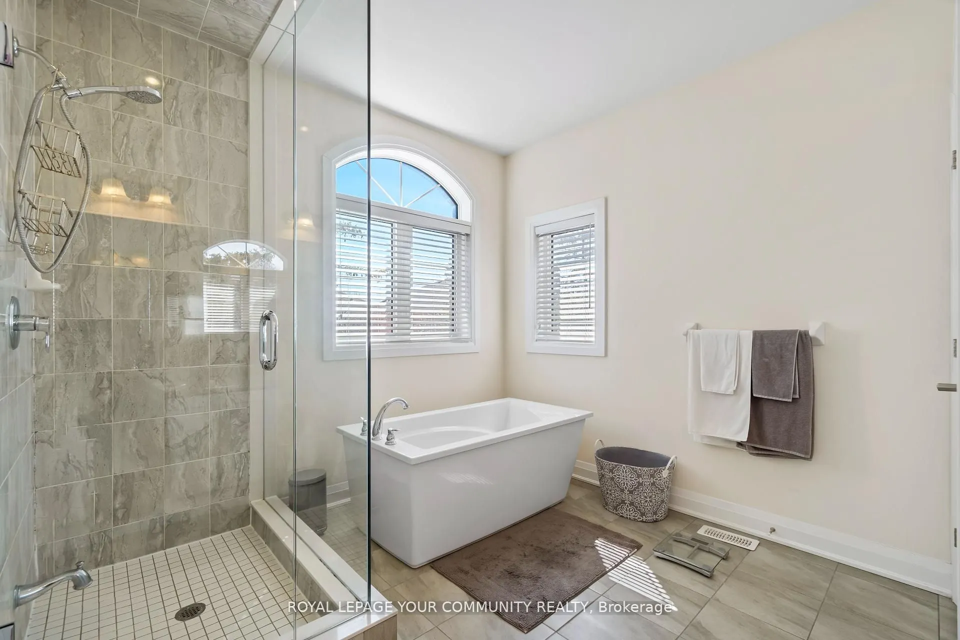 8 Duncombe Lane
