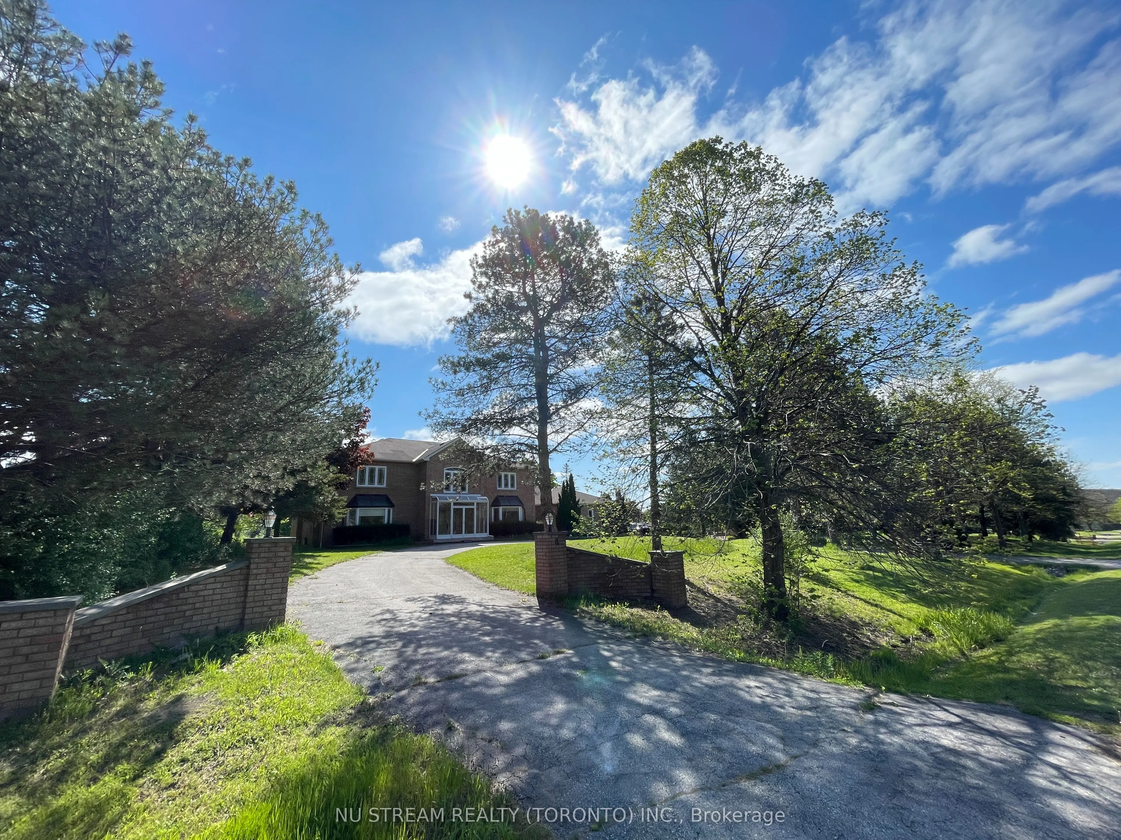 4 Willow Creek Drive
