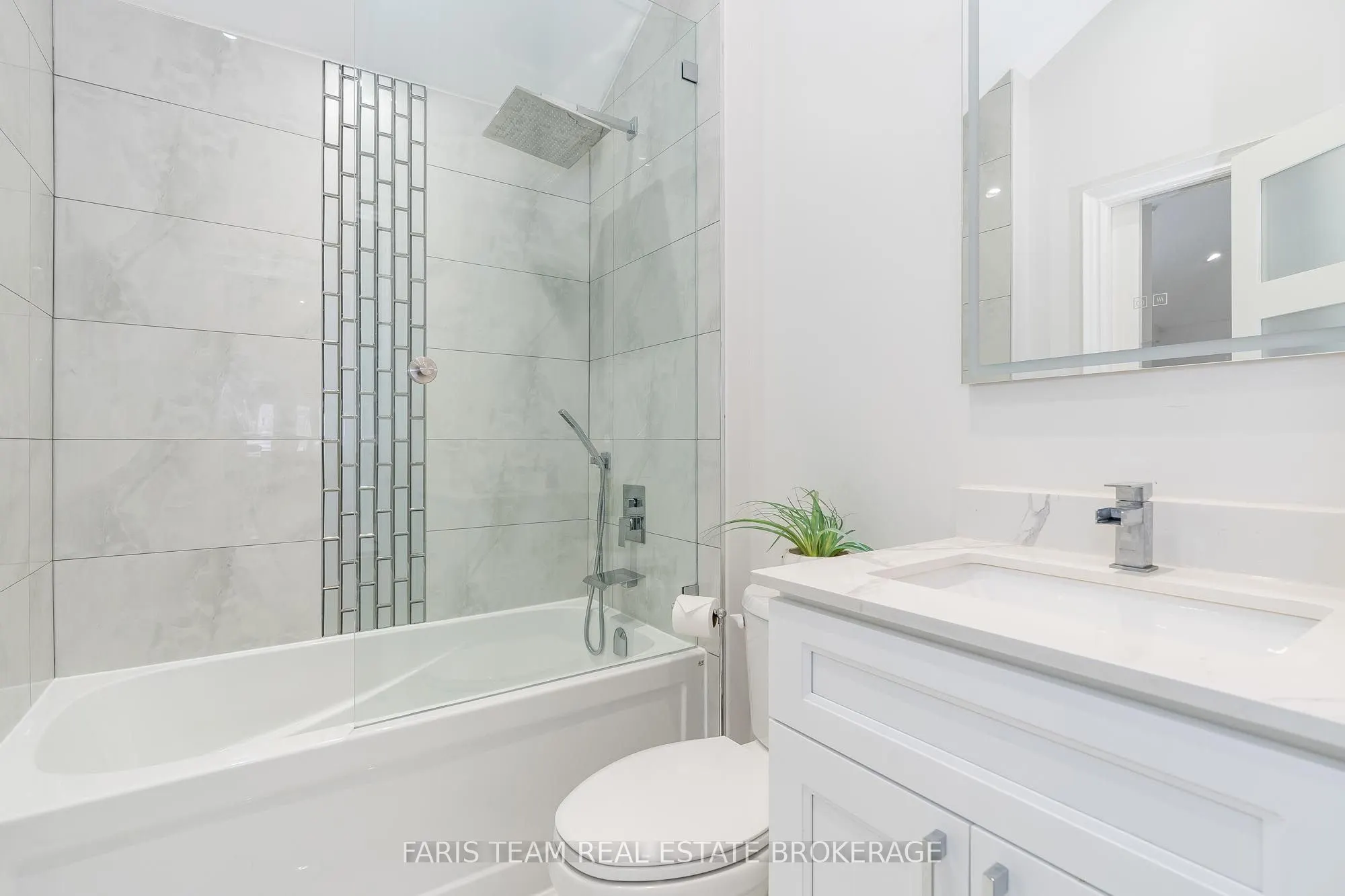 1135 Poplar Drive