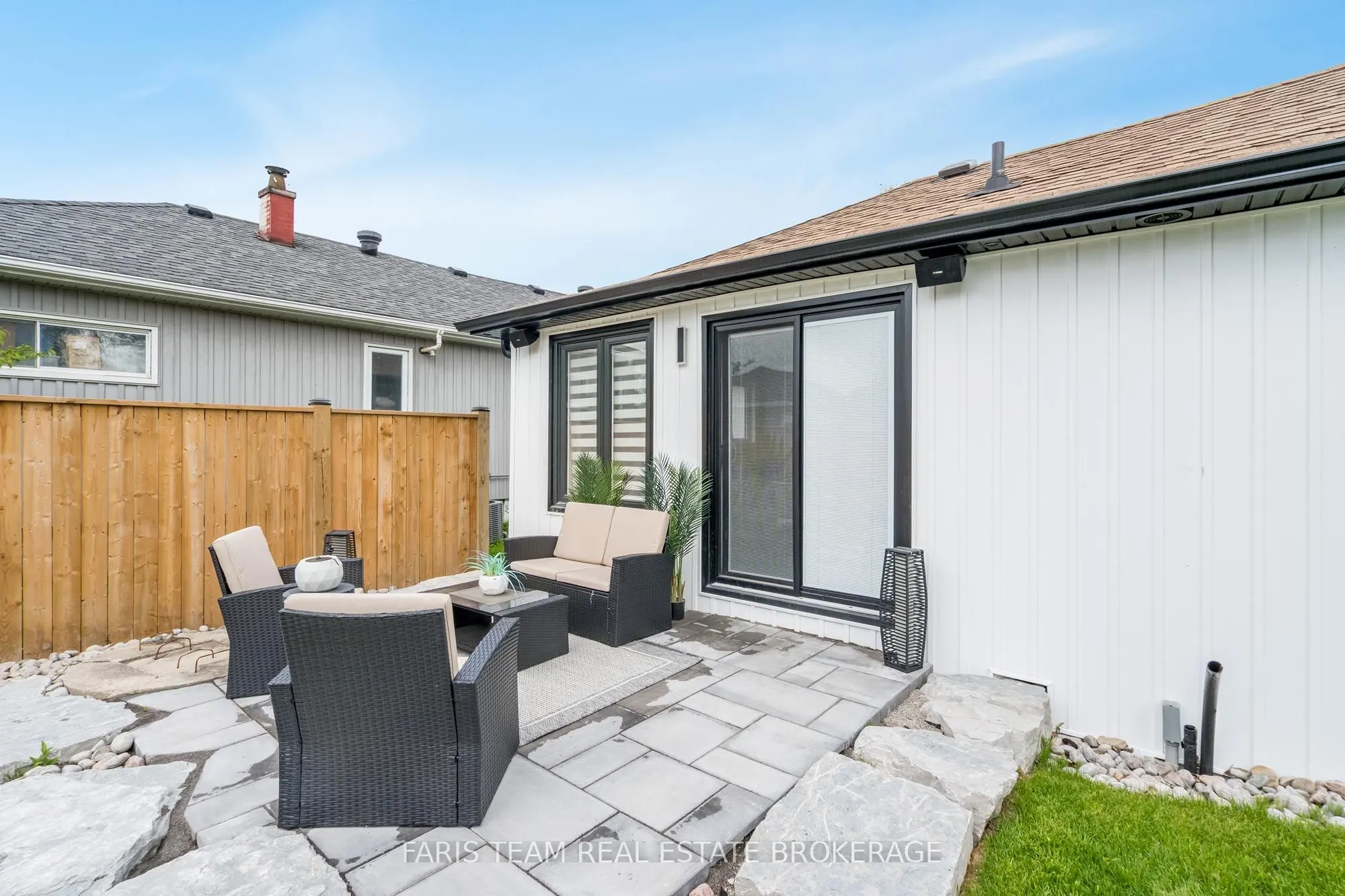 1135 Poplar Drive