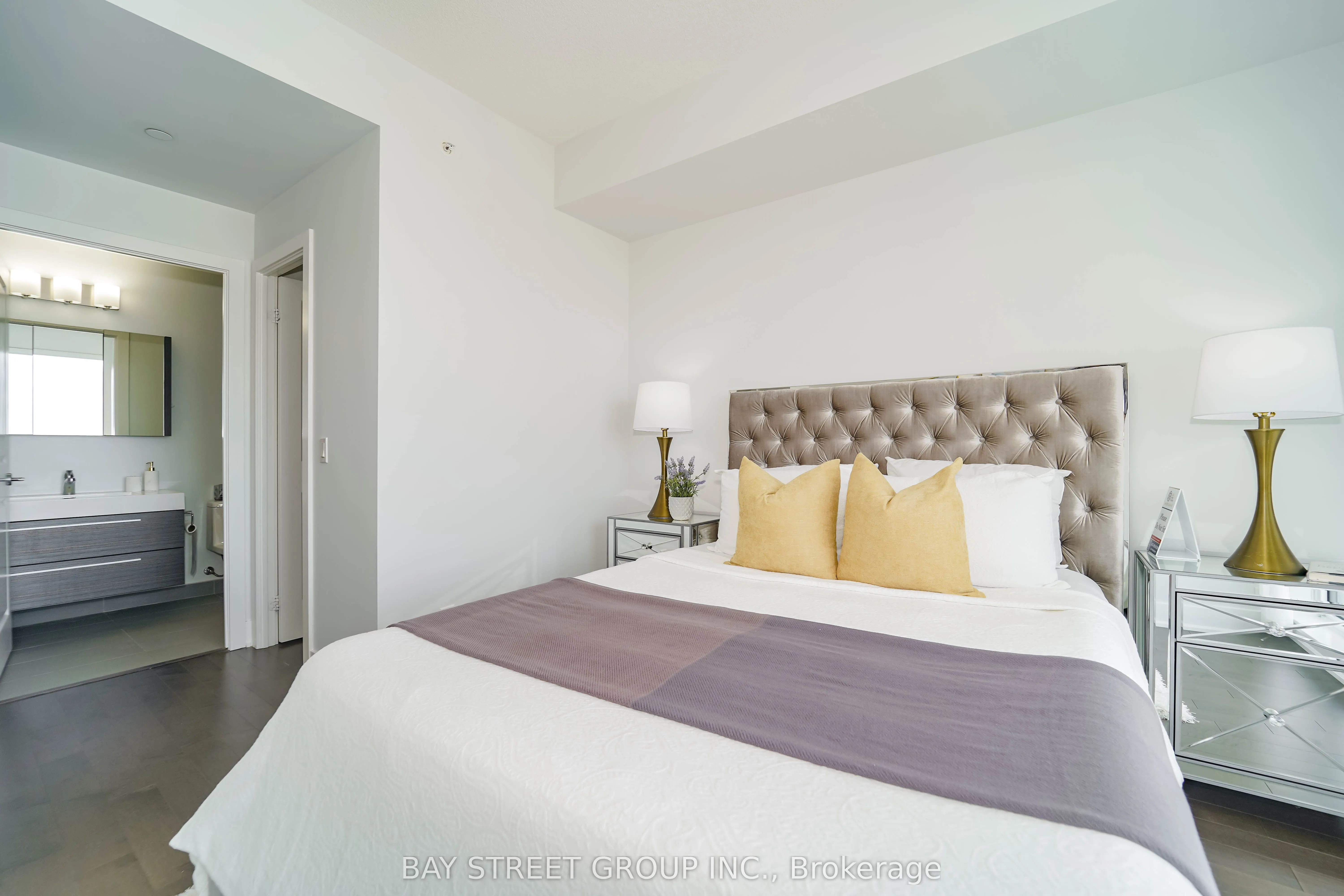 8081 Birchmount Road, #909