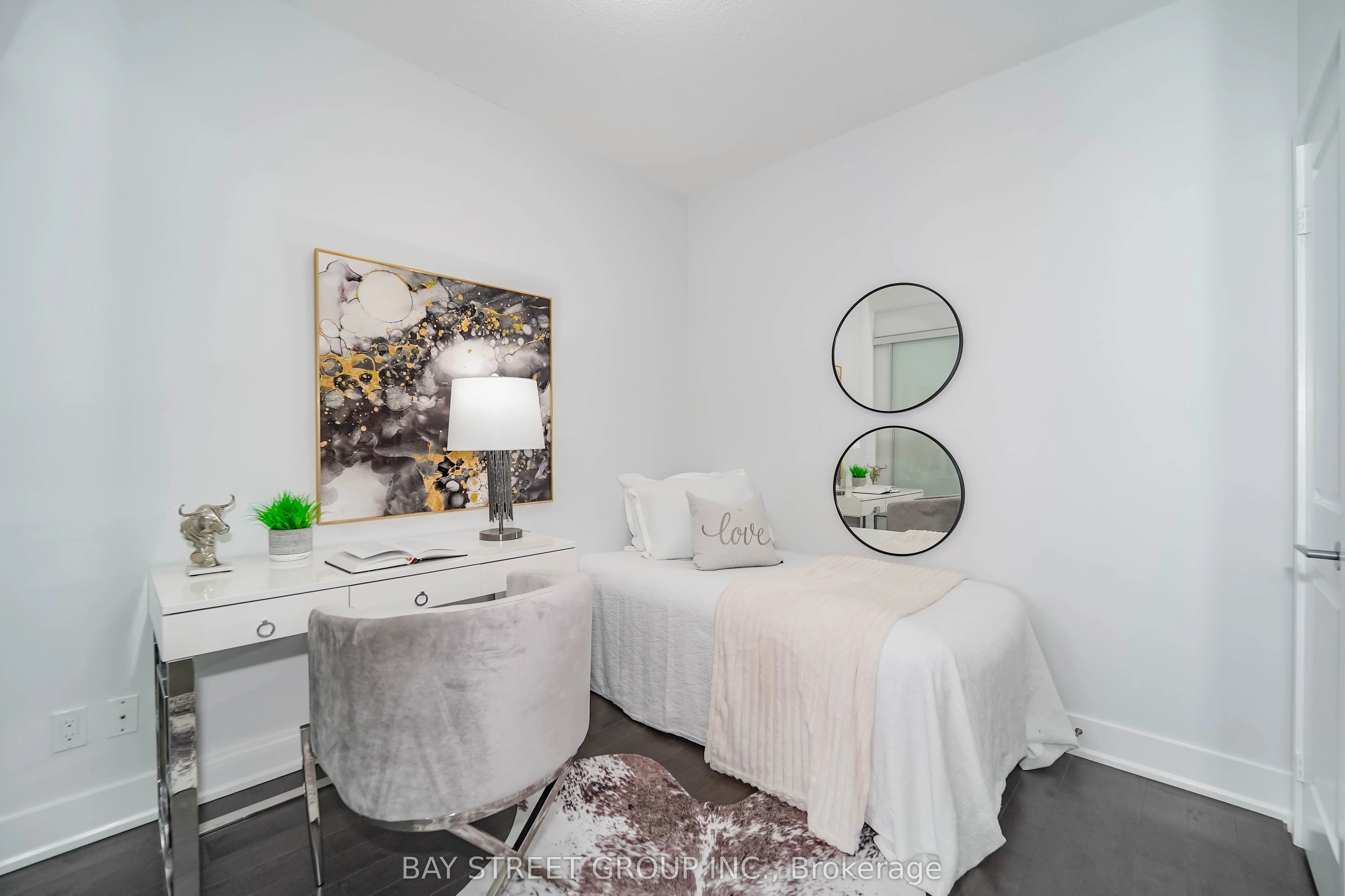 8081 Birchmount Road, #909