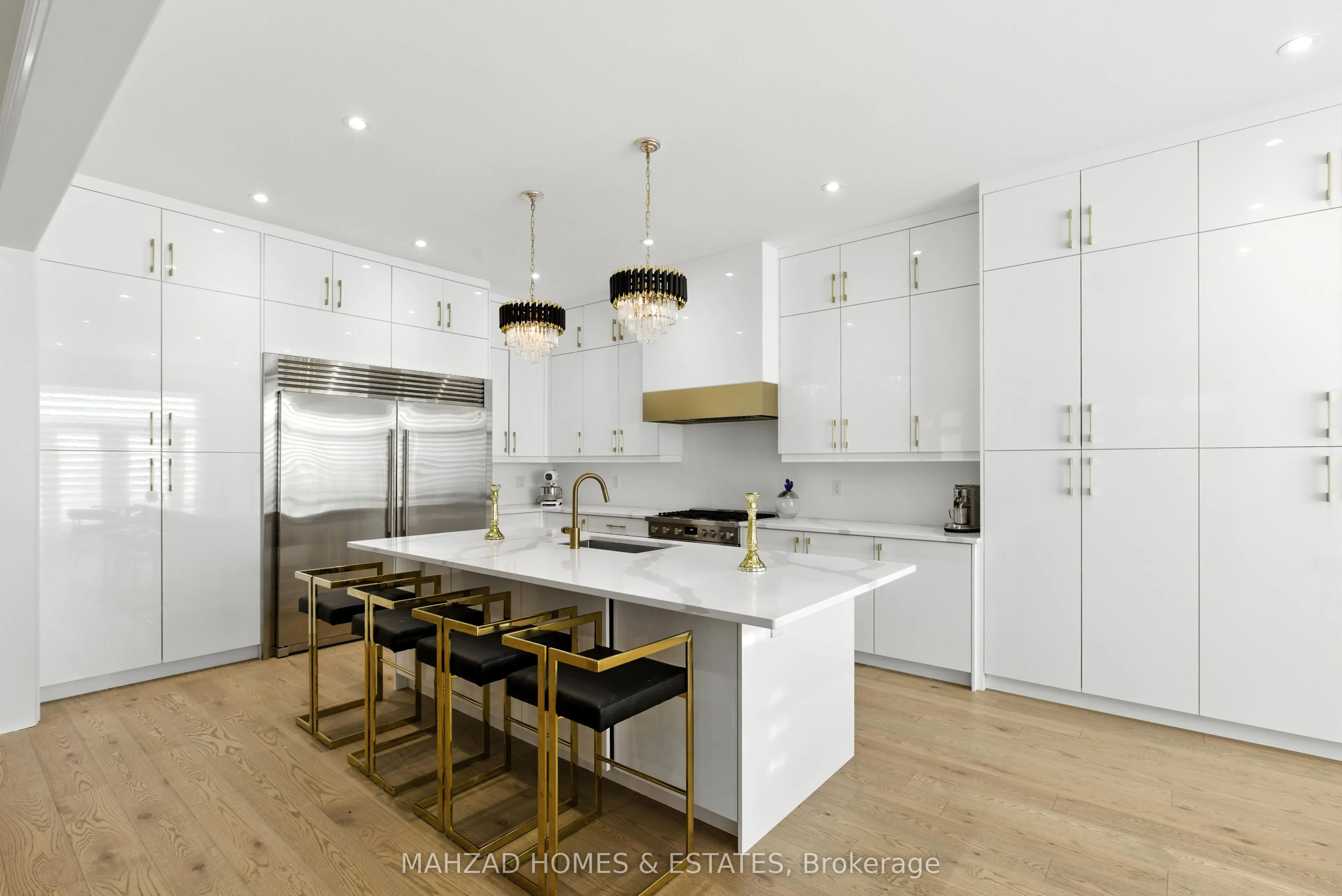 18 Casavant Court