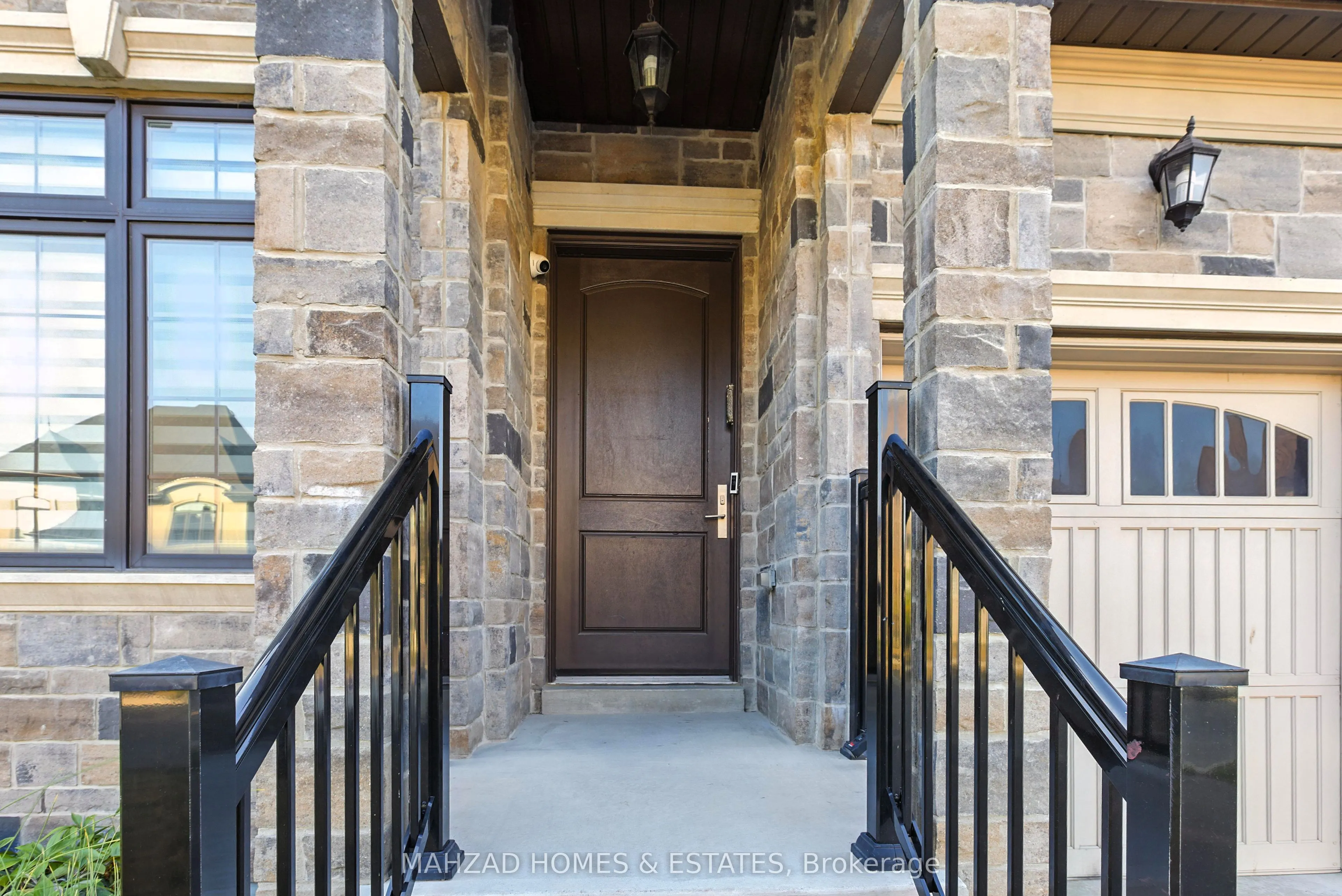 18 Casavant Court
