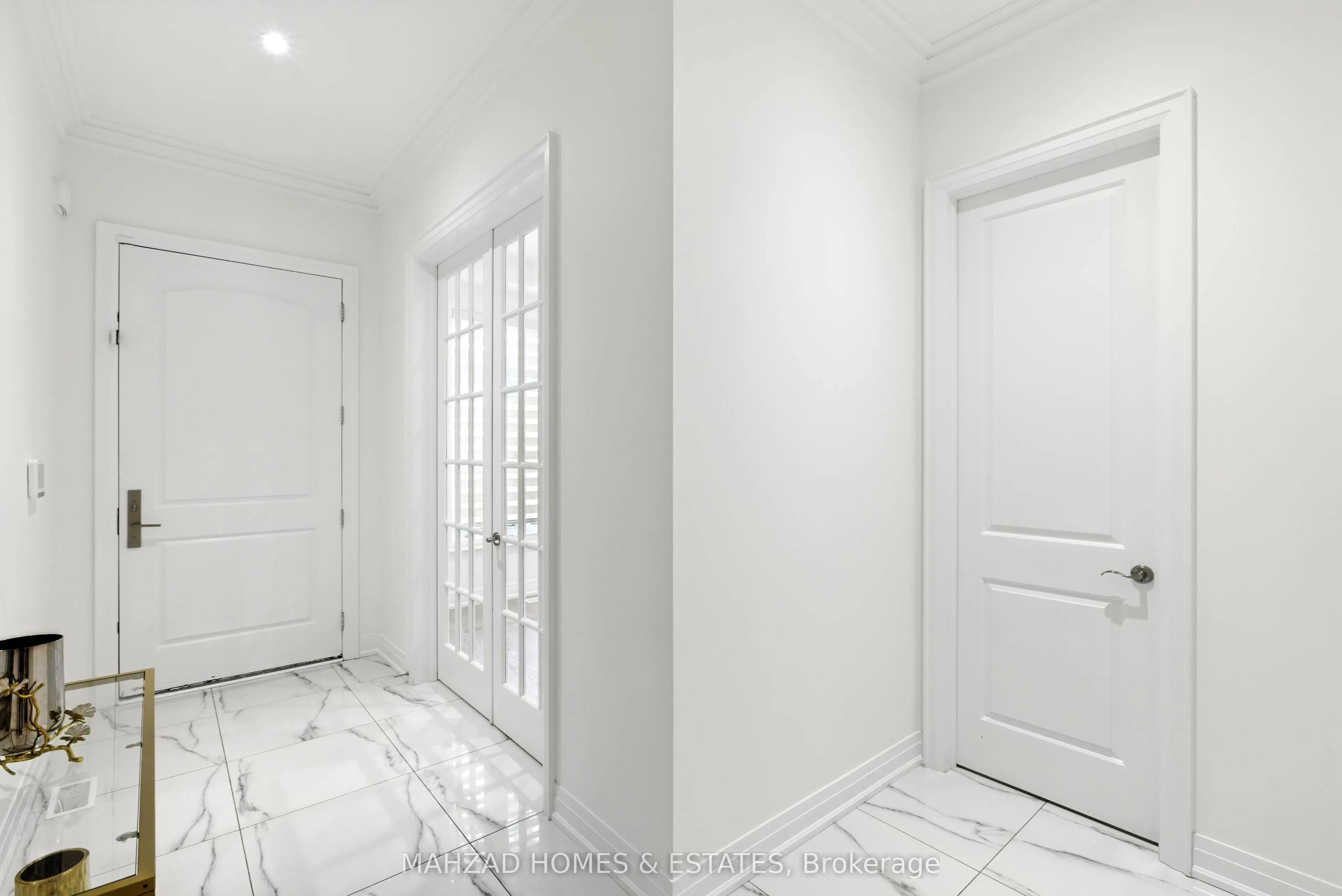 18 Casavant Court