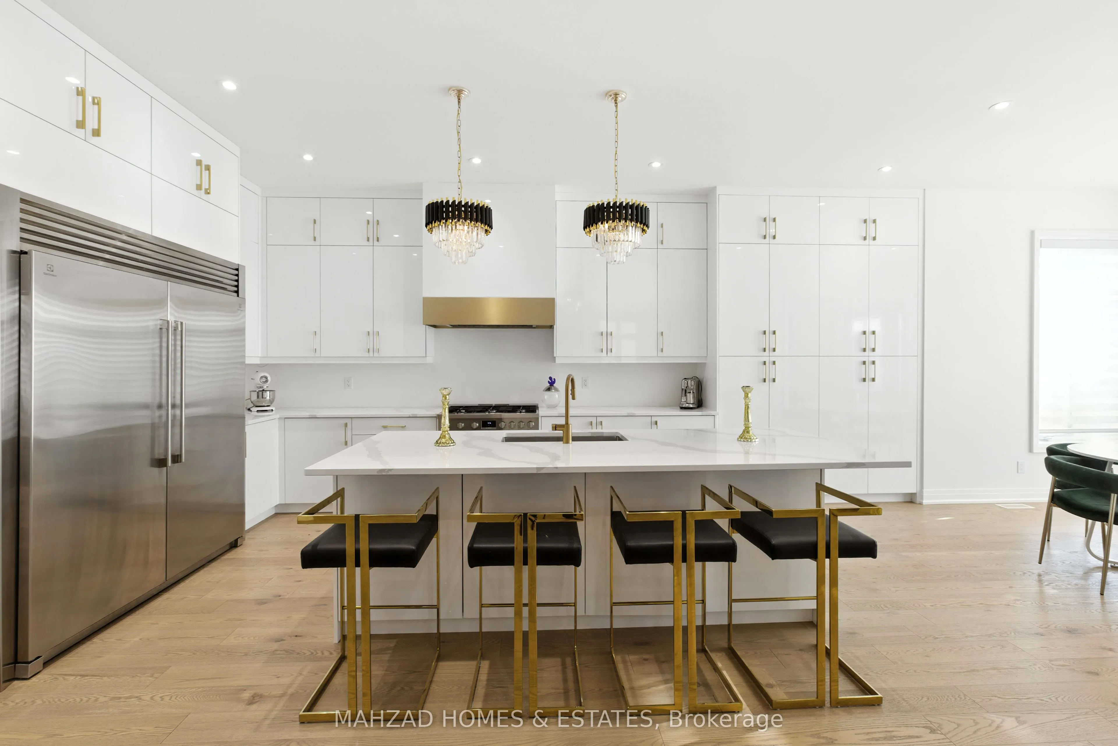 18 Casavant Court
