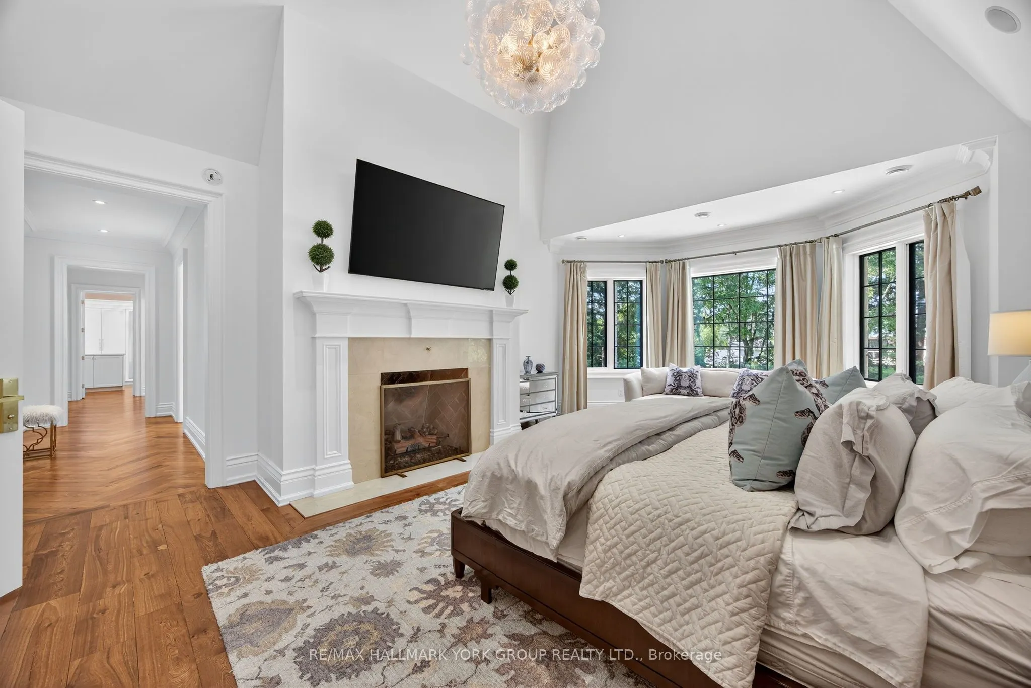 108 Kennedy Street W