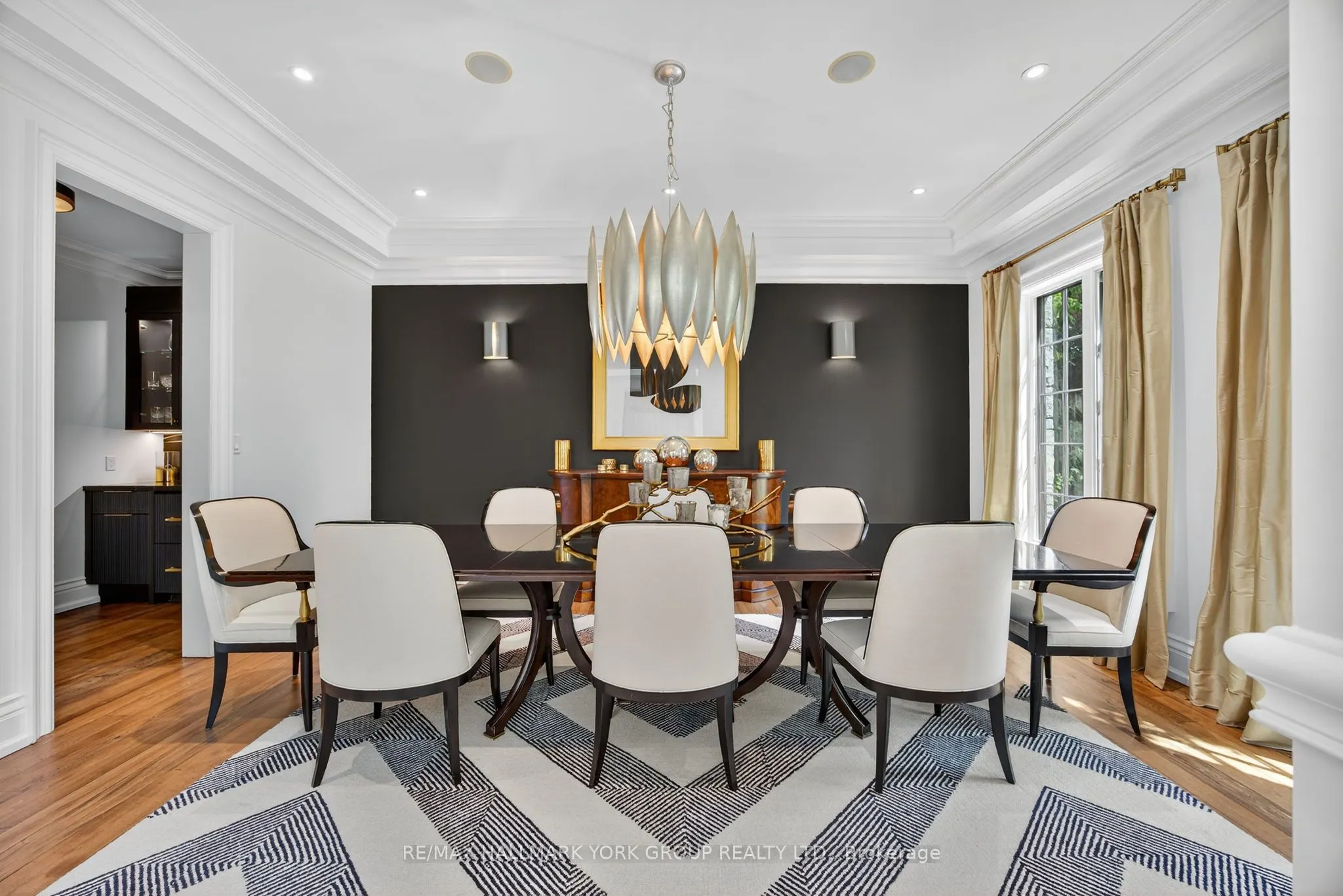 108 Kennedy Street W