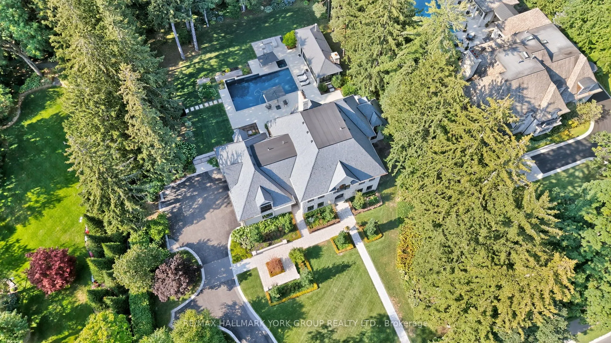 108 Kennedy Street W