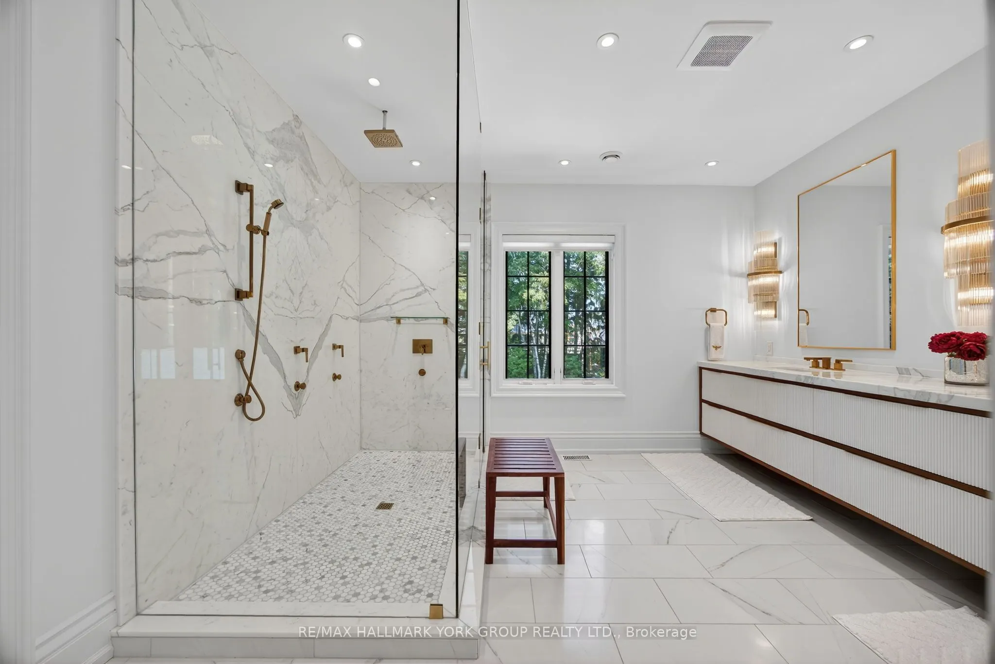 108 Kennedy Street W