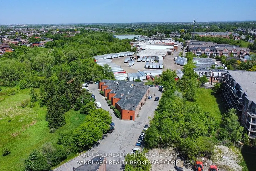 350 Woodbridge Avenue, #17