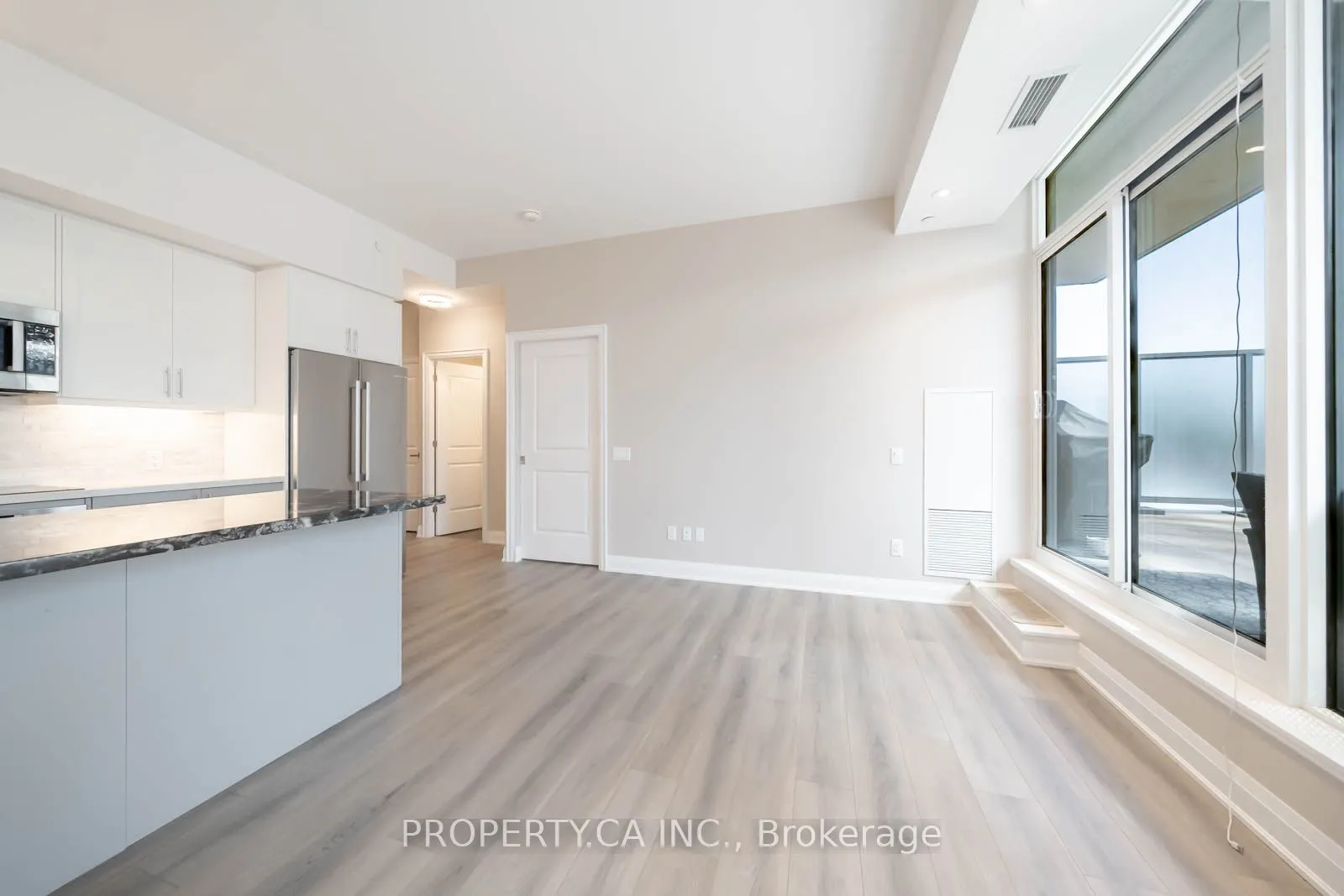 10 Gatineau Drive, #216W