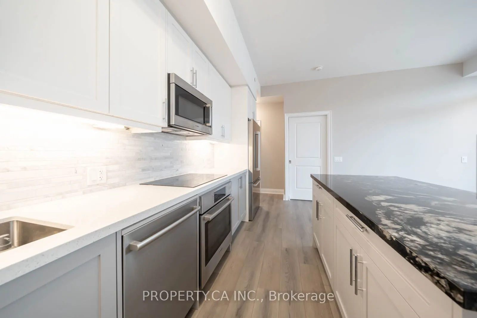 10 Gatineau Drive, #216W