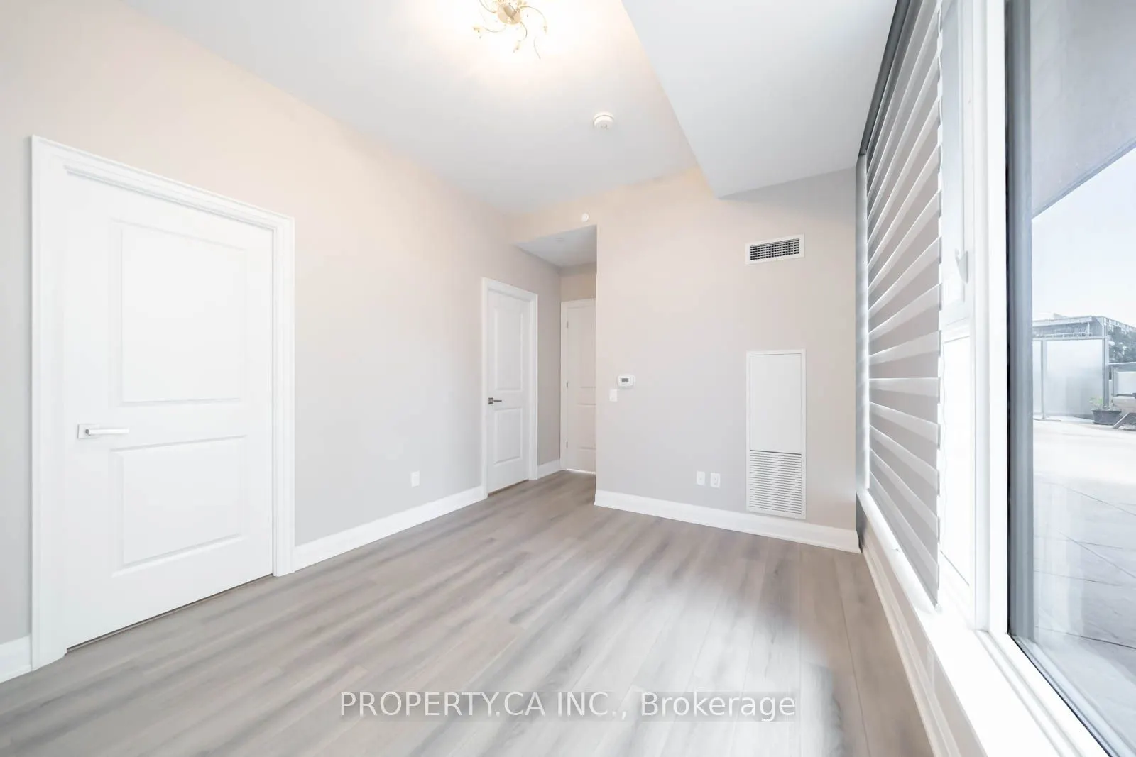 10 Gatineau Drive, #216W