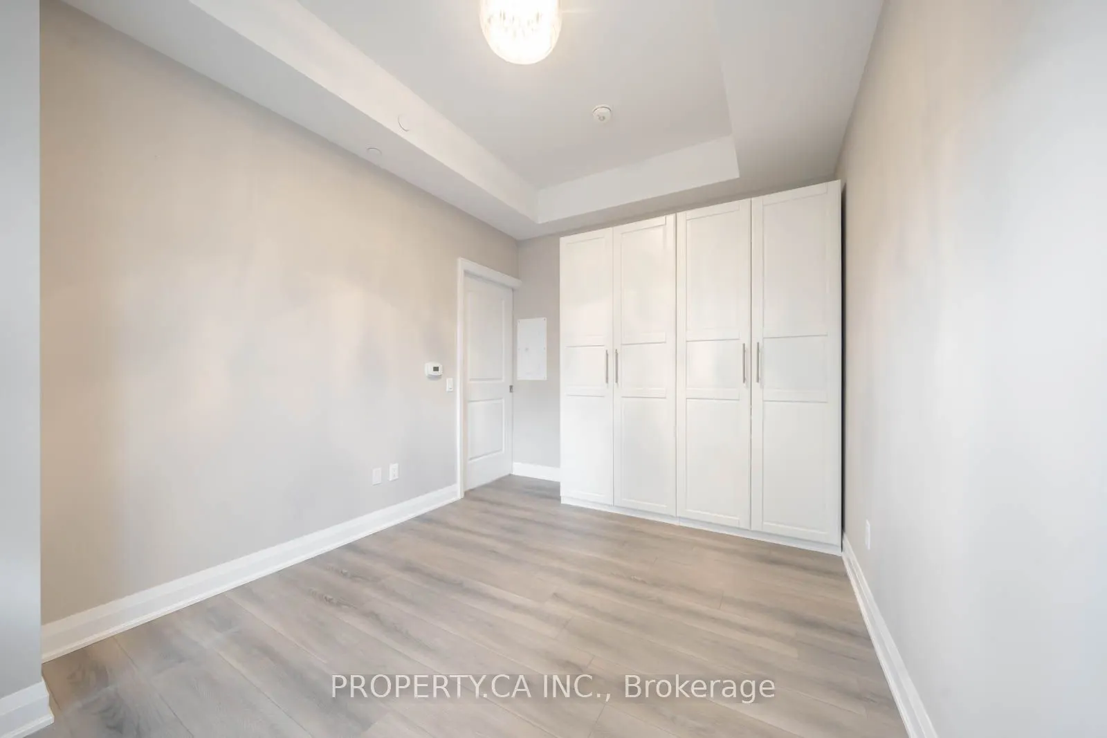 10 Gatineau Drive, #216W