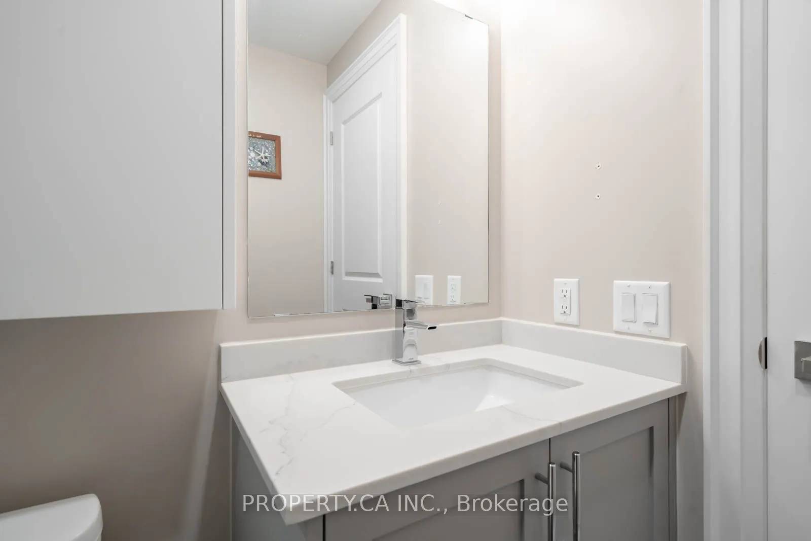 10 Gatineau Drive, #216W