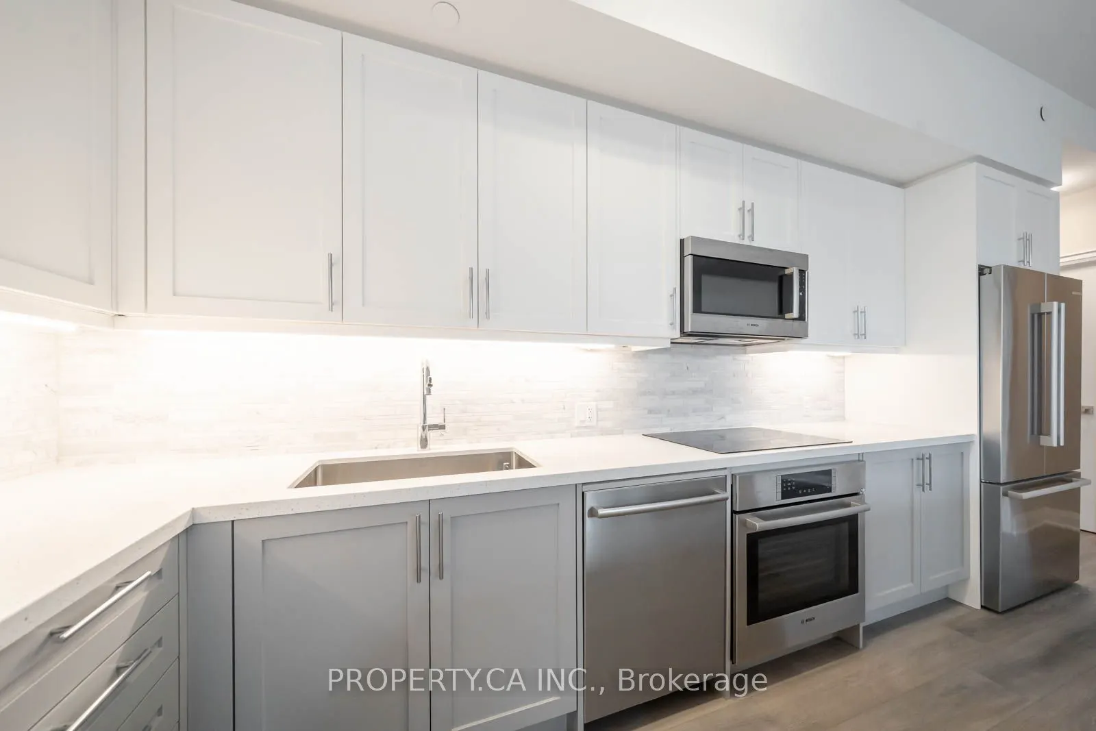 10 Gatineau Drive, #216W