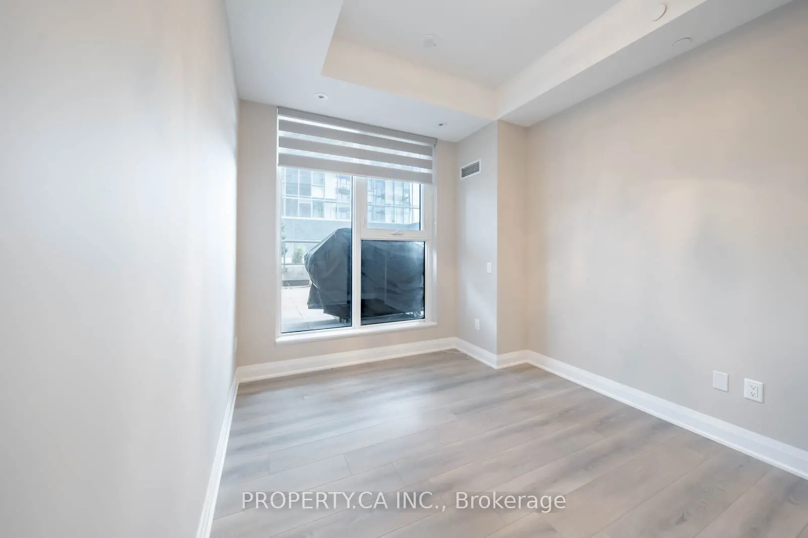 10 Gatineau Drive, #216W