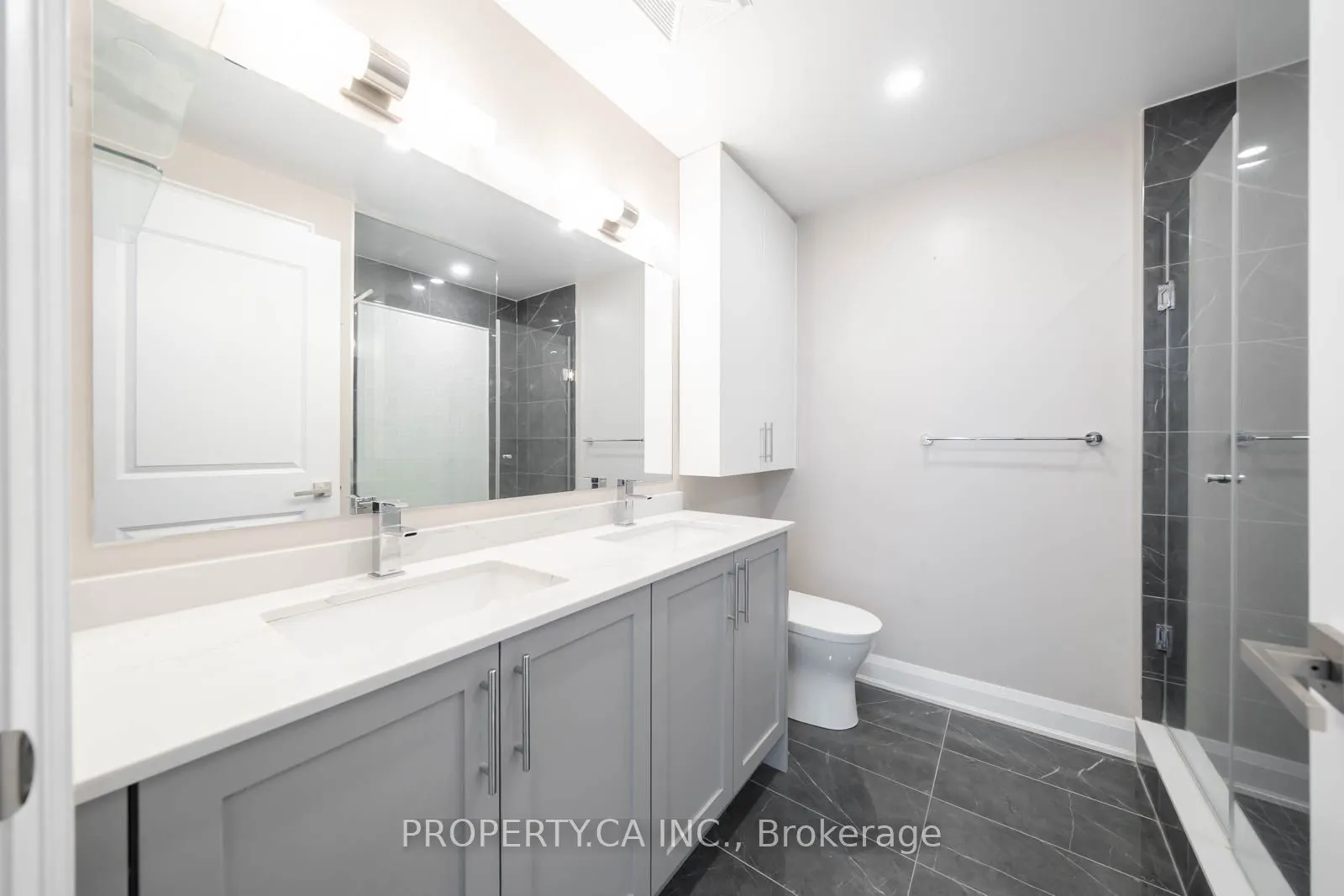 10 Gatineau Drive, #216W