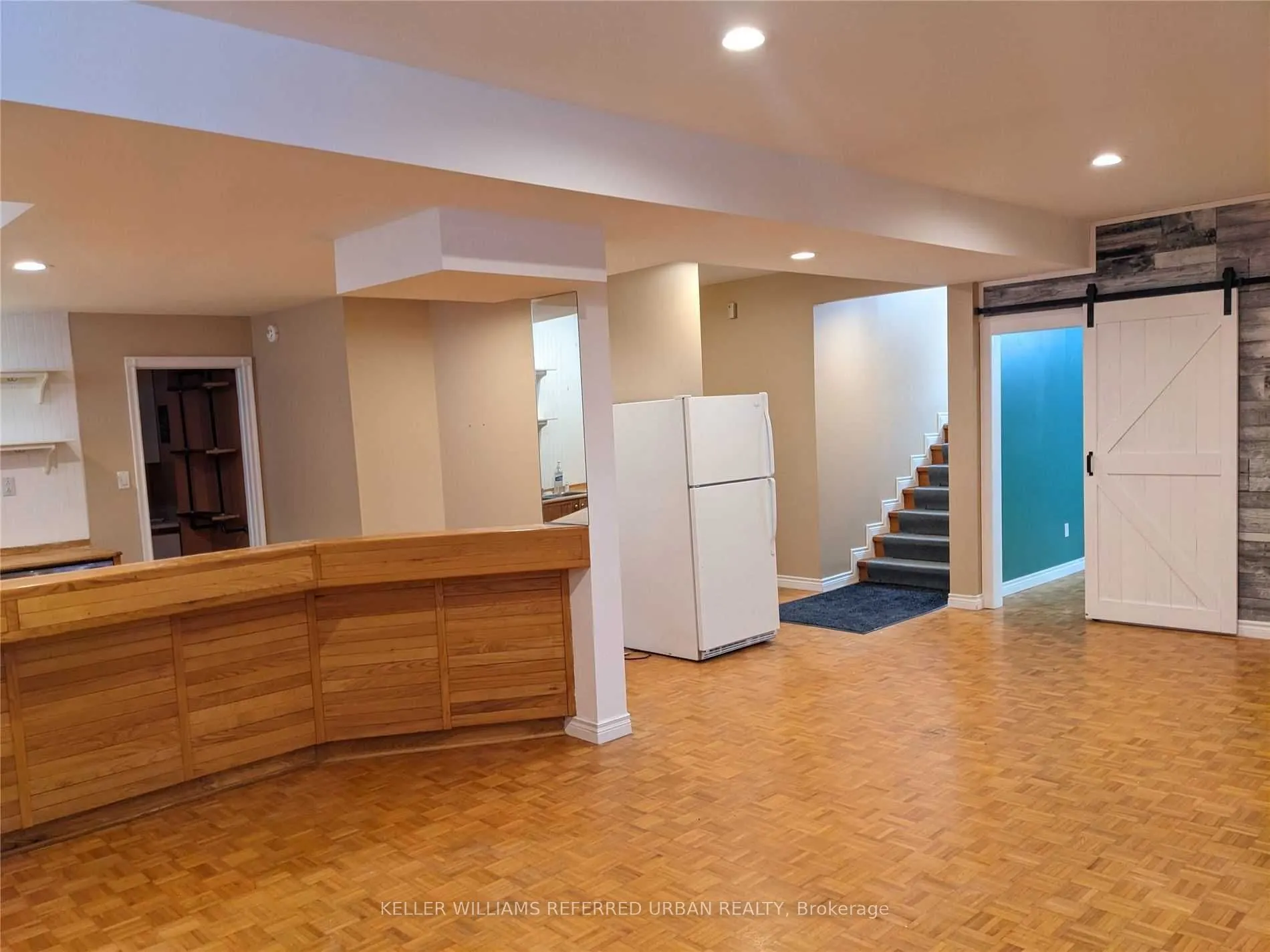 132 Old Surrey Lane, #Lower