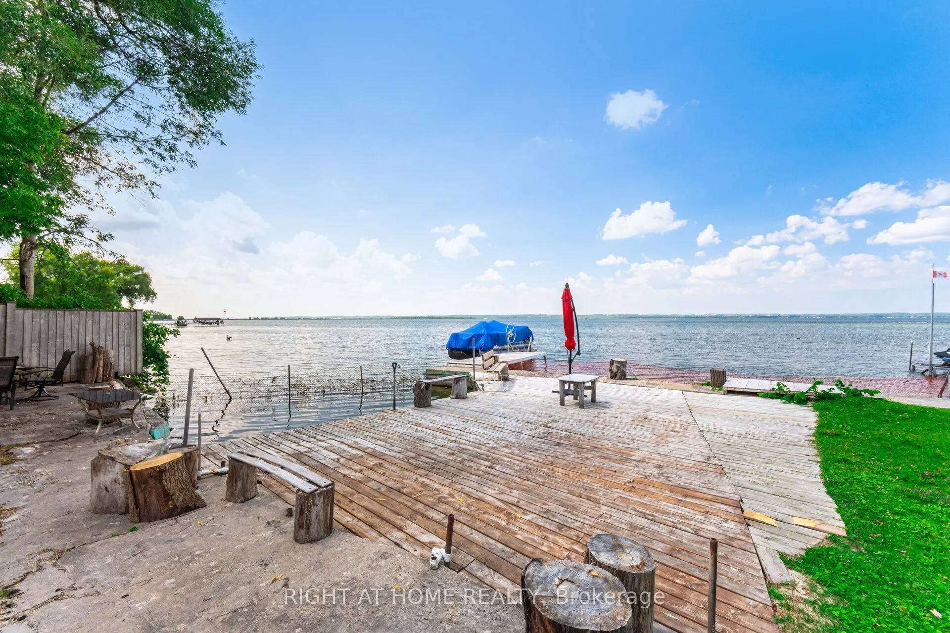 428 Lake Drive S