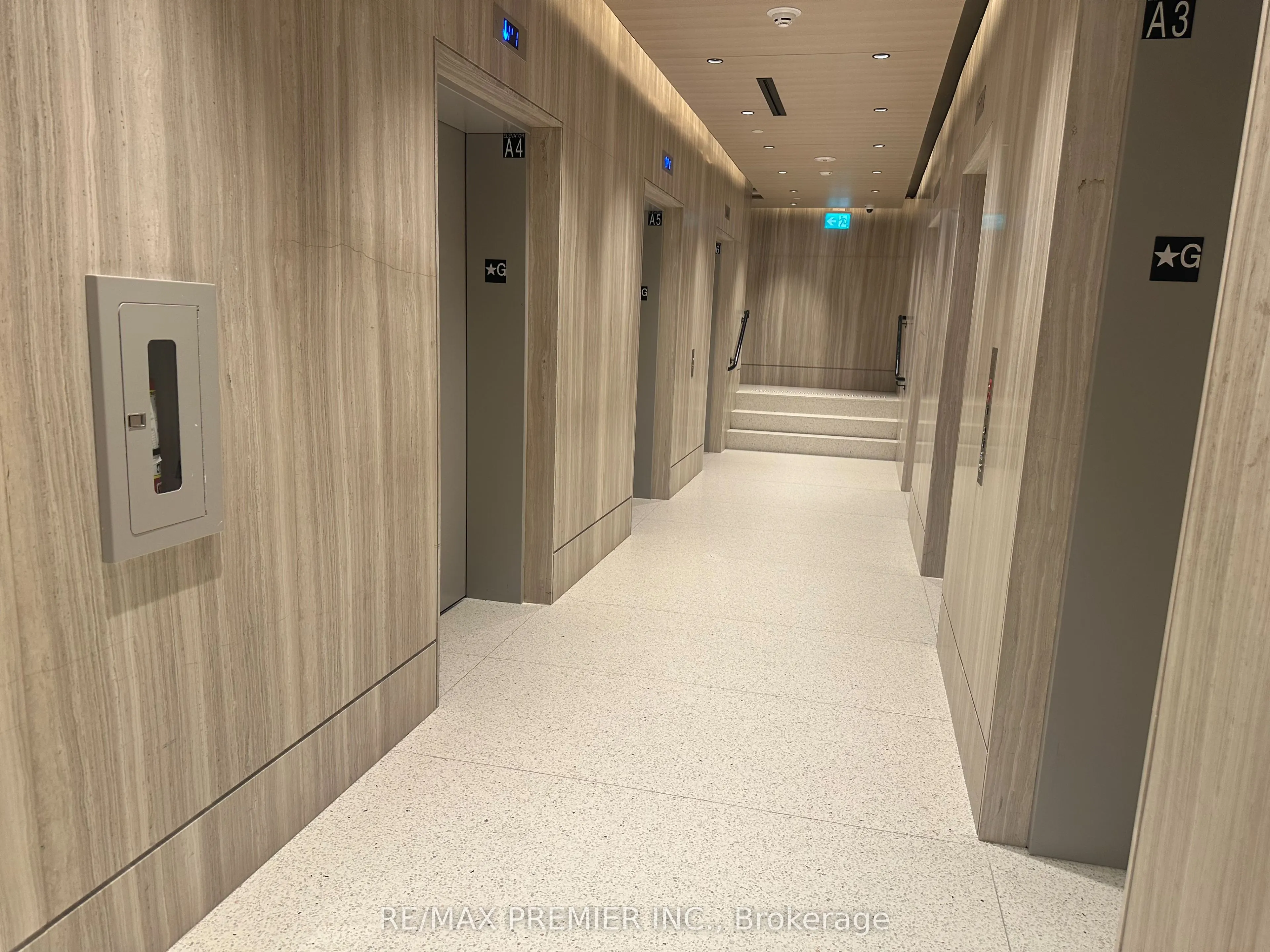 225 COMMERCE Street, #5808