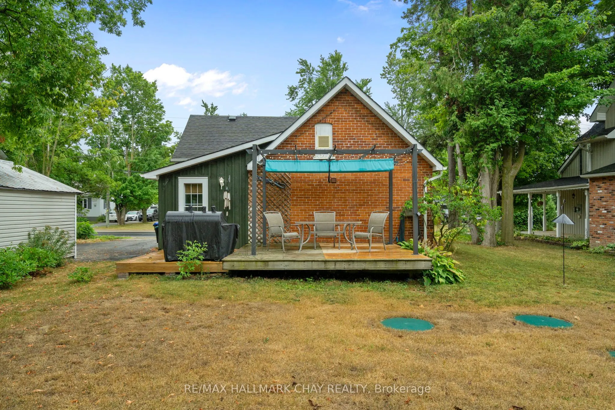 2088 Victoria Street