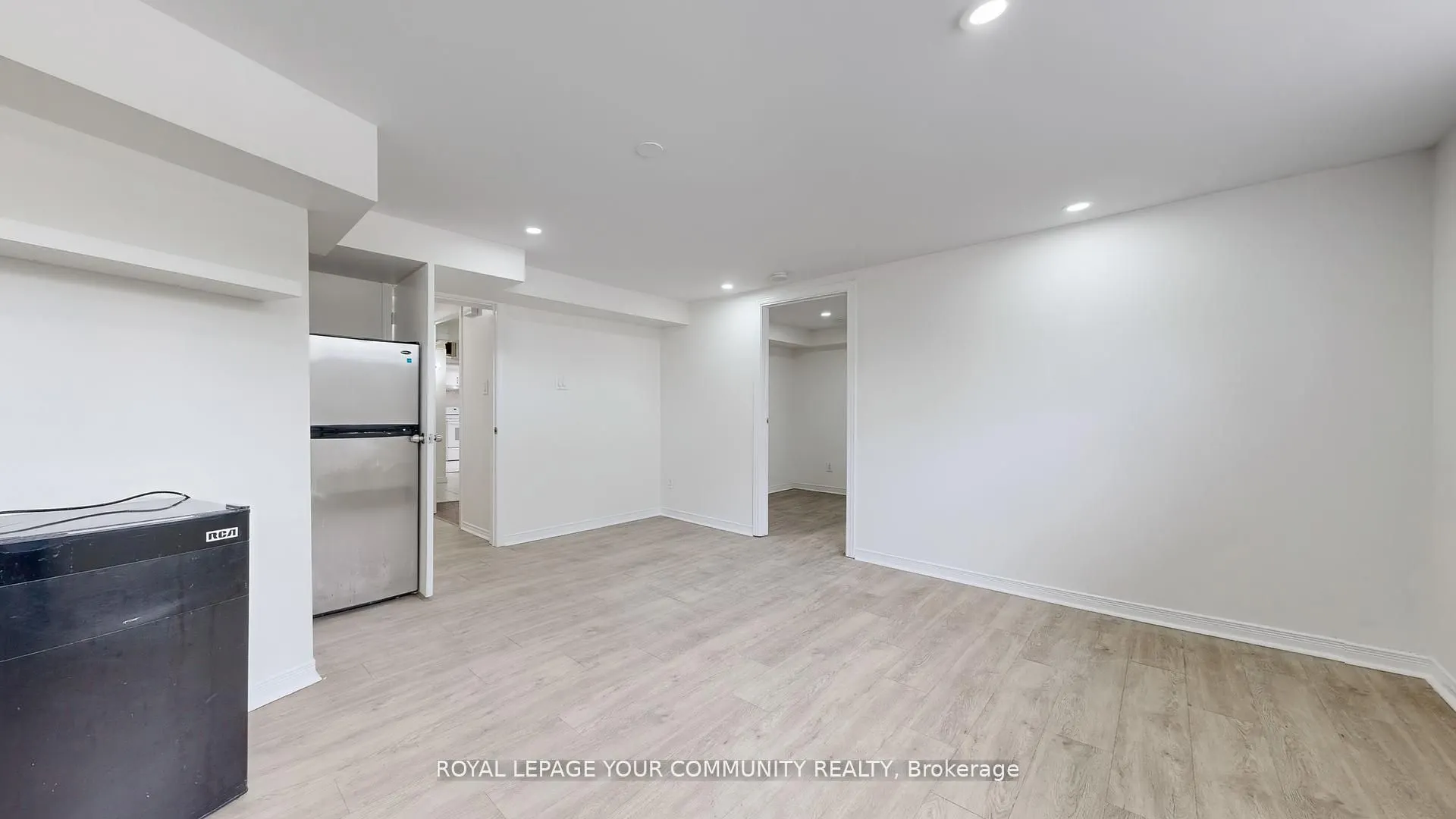 446 Lynett Crescent
