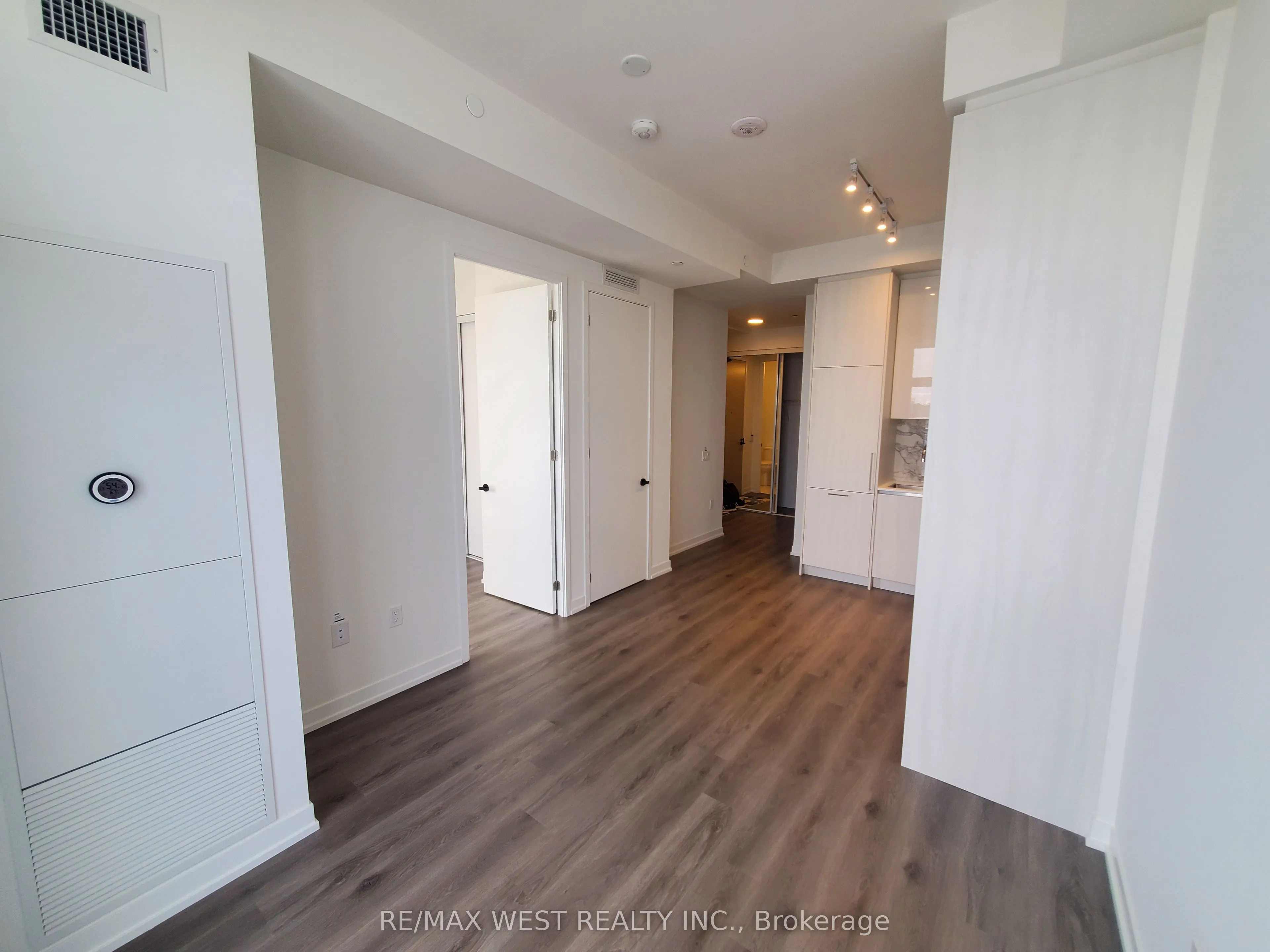225 Commerce Street, #6501