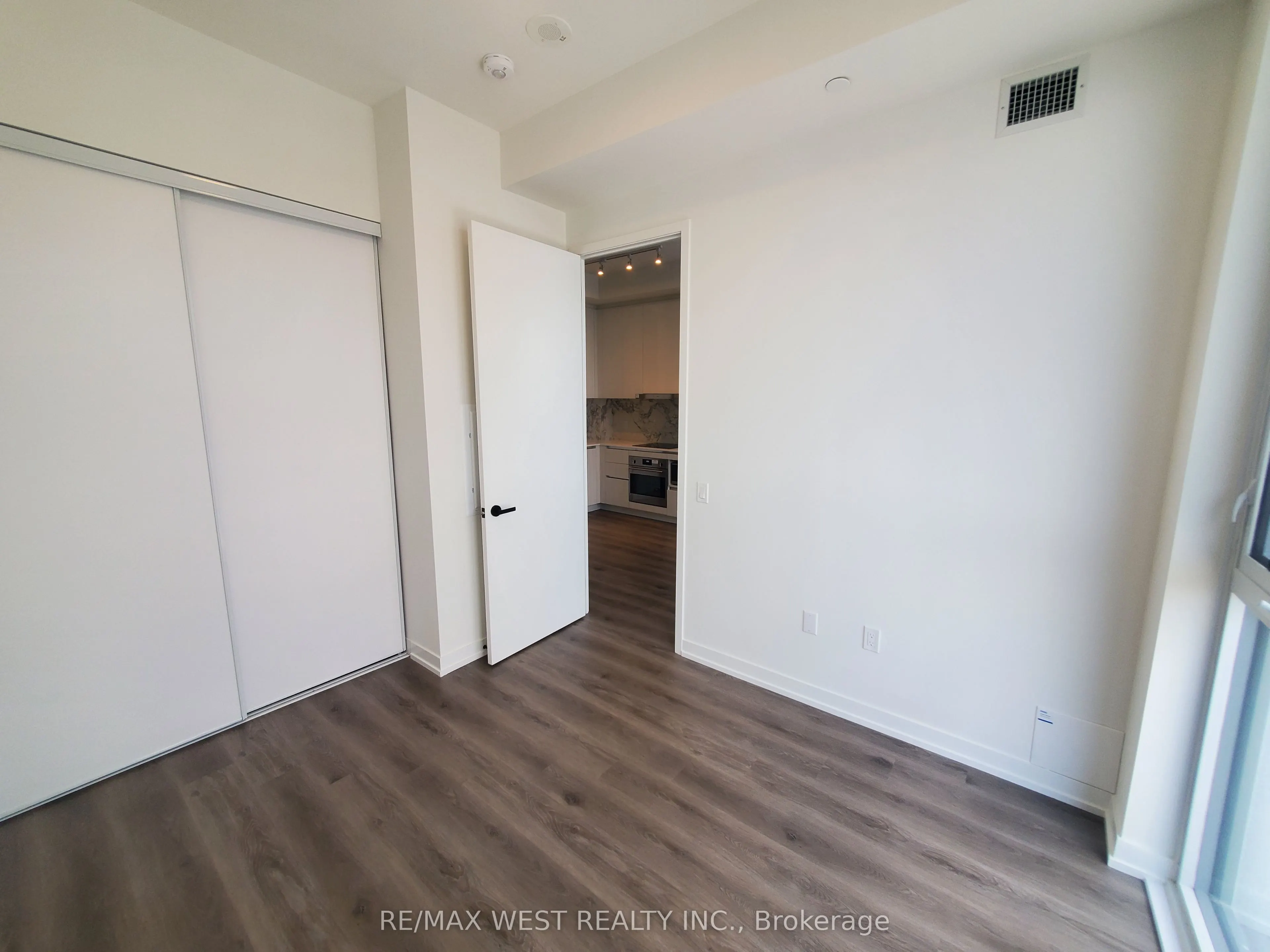 225 Commerce Street, #6501