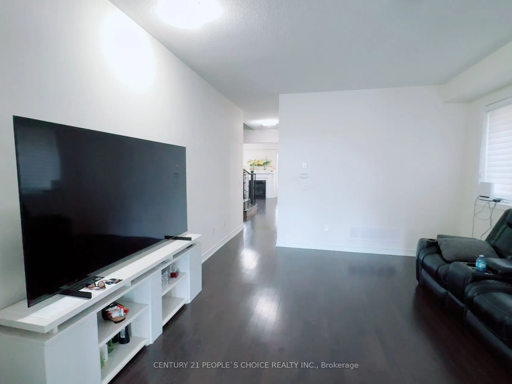 118 Blackwell Crescent, #Upper