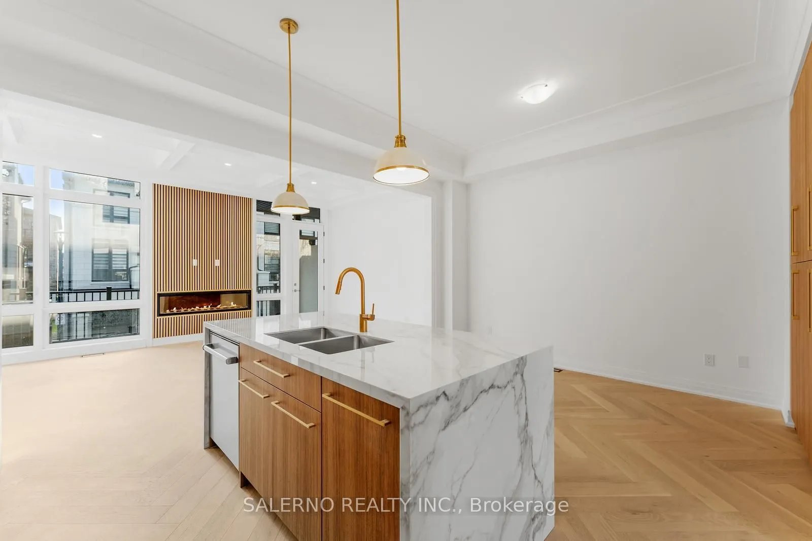 10A Mccachen Street
