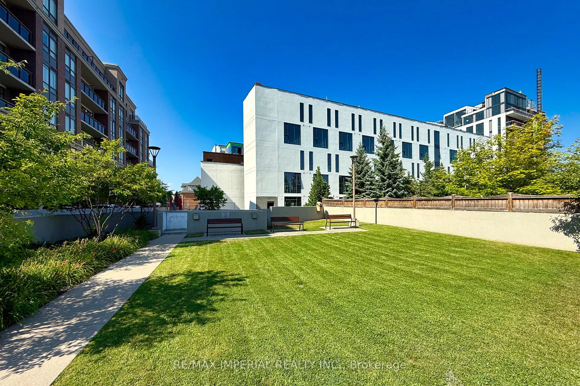 540 bur oak Avenue, #530