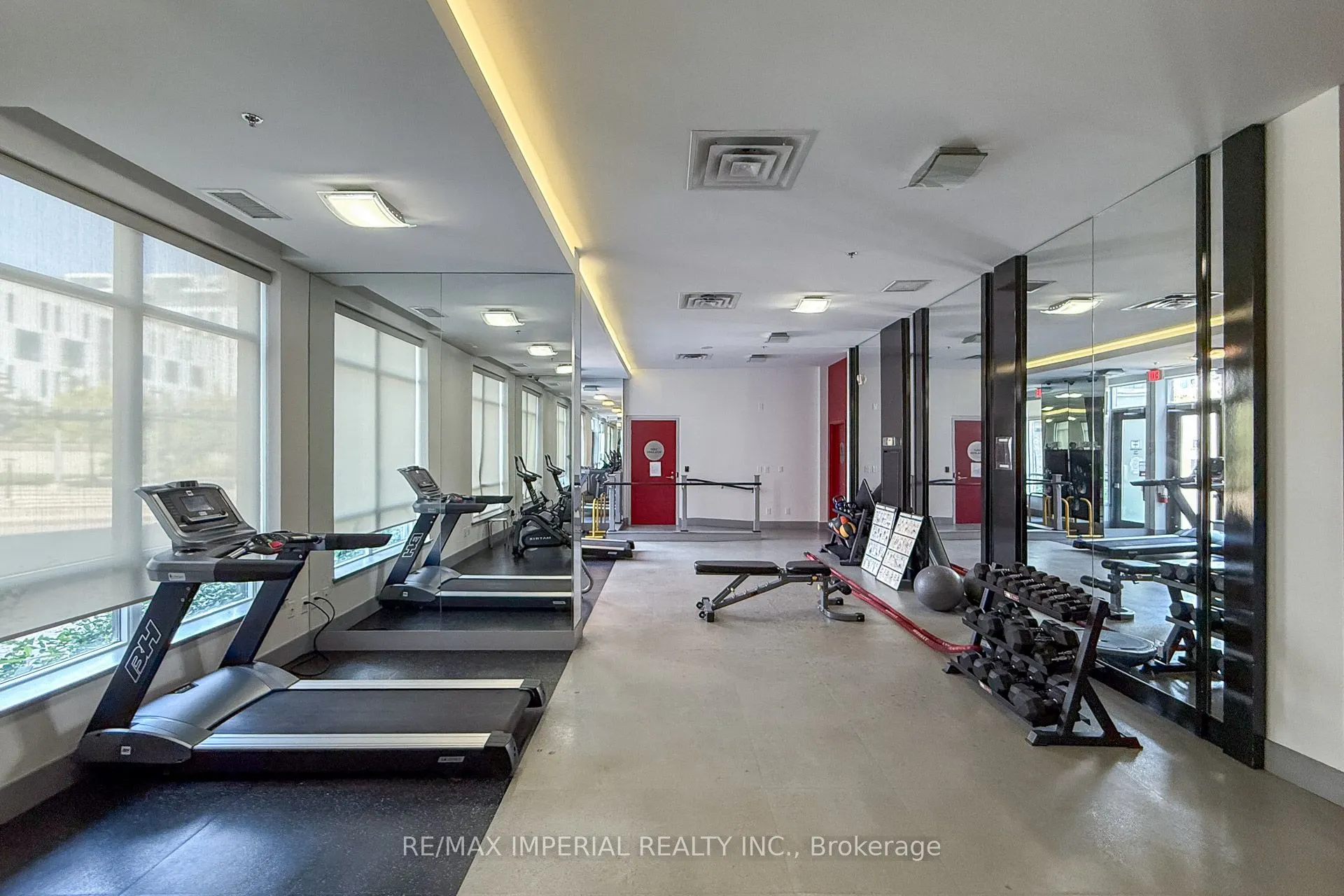 540 bur oak Avenue, #530