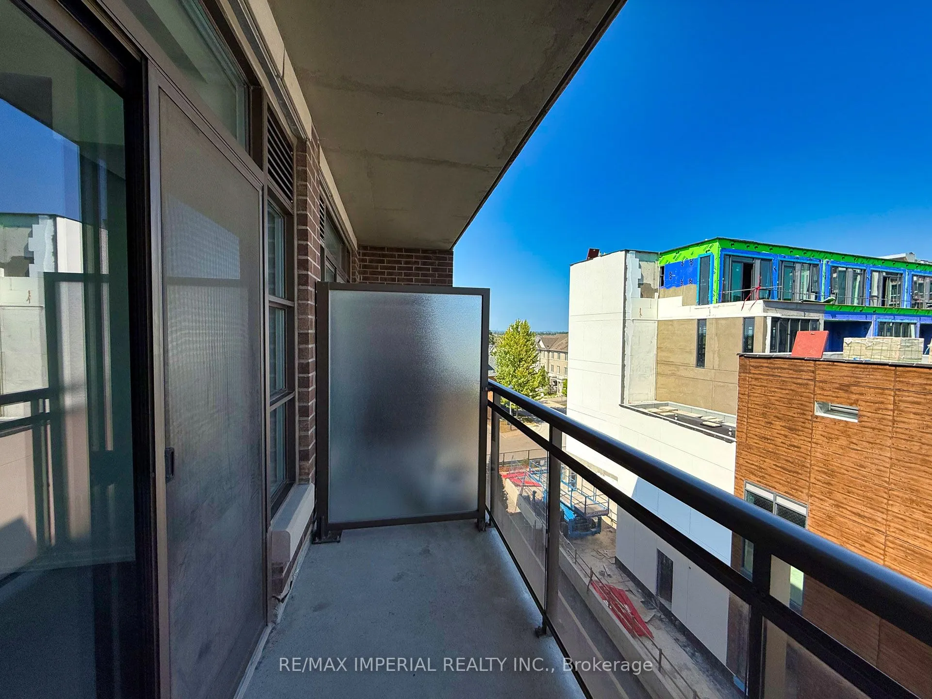 540 bur oak Avenue, #530