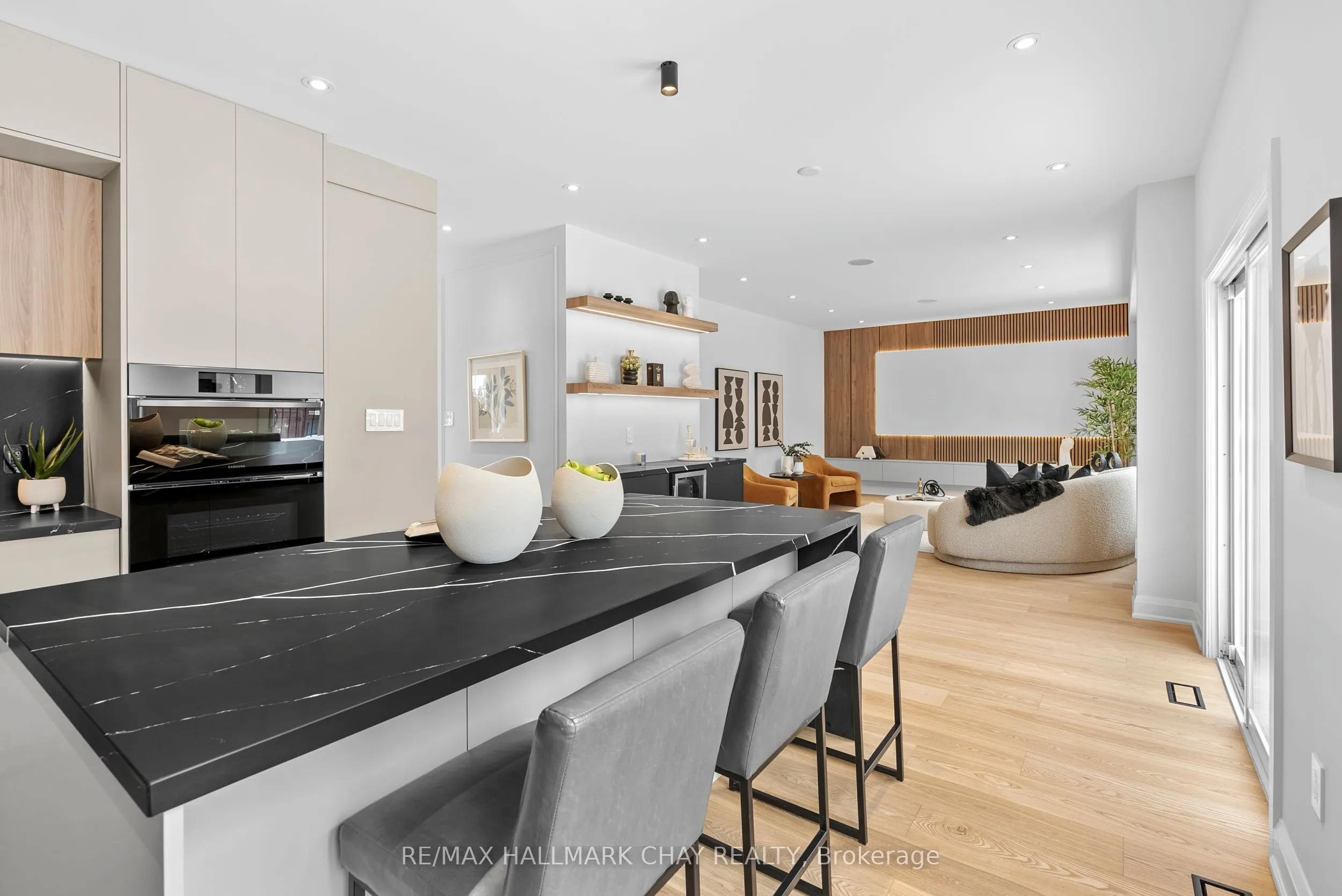 110 Glendower Crescent