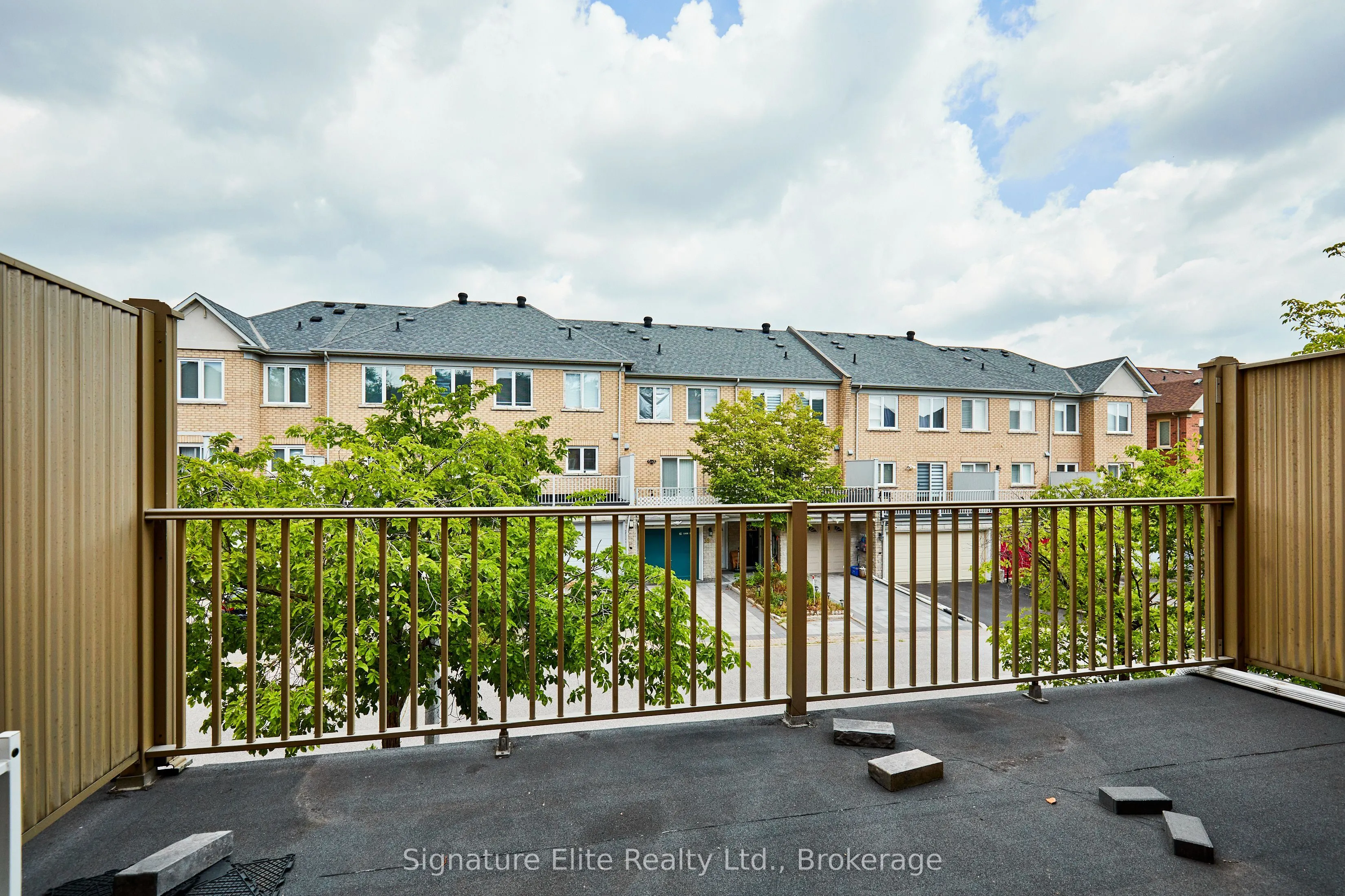 158 Galleria Parkway