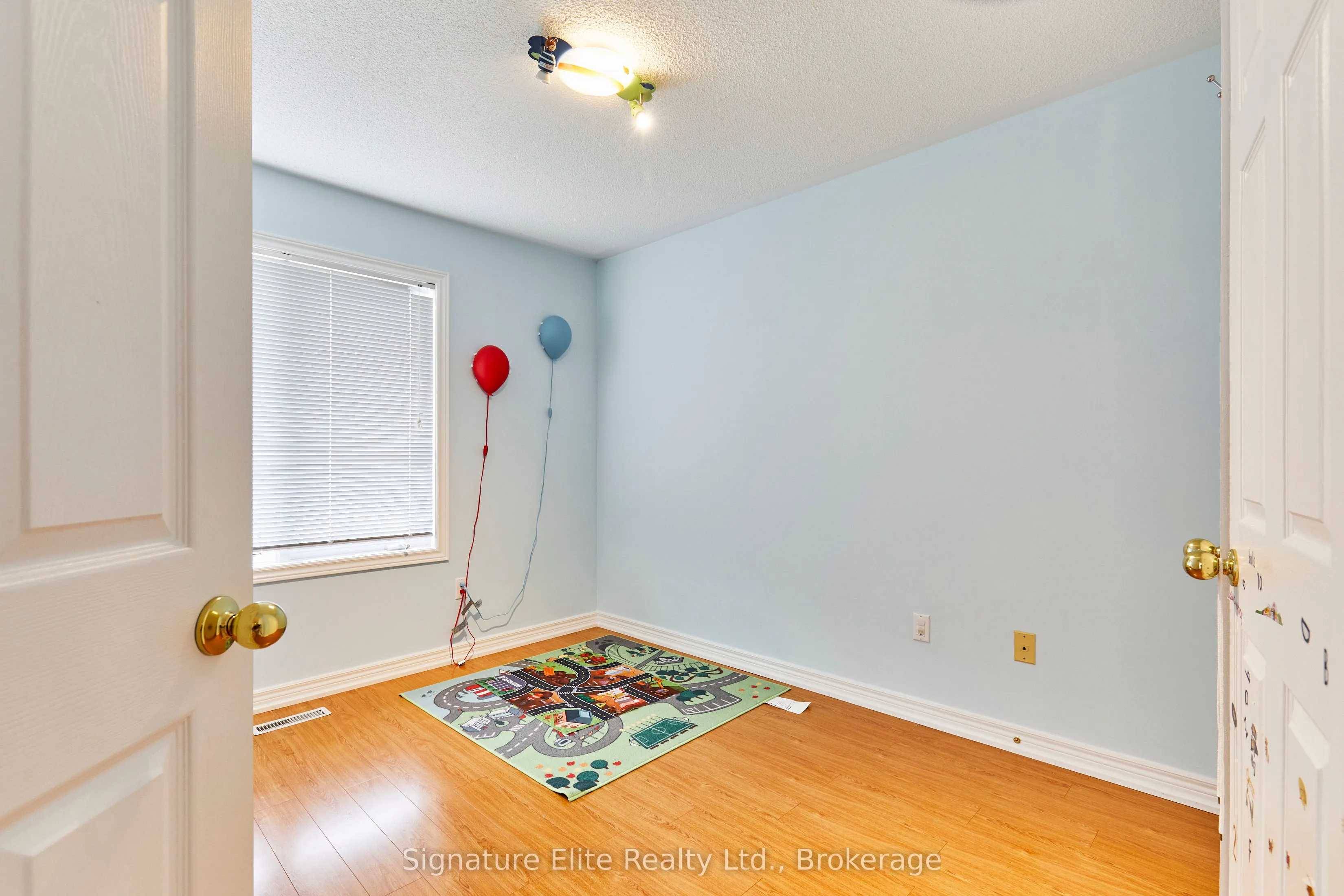 158 Galleria Parkway