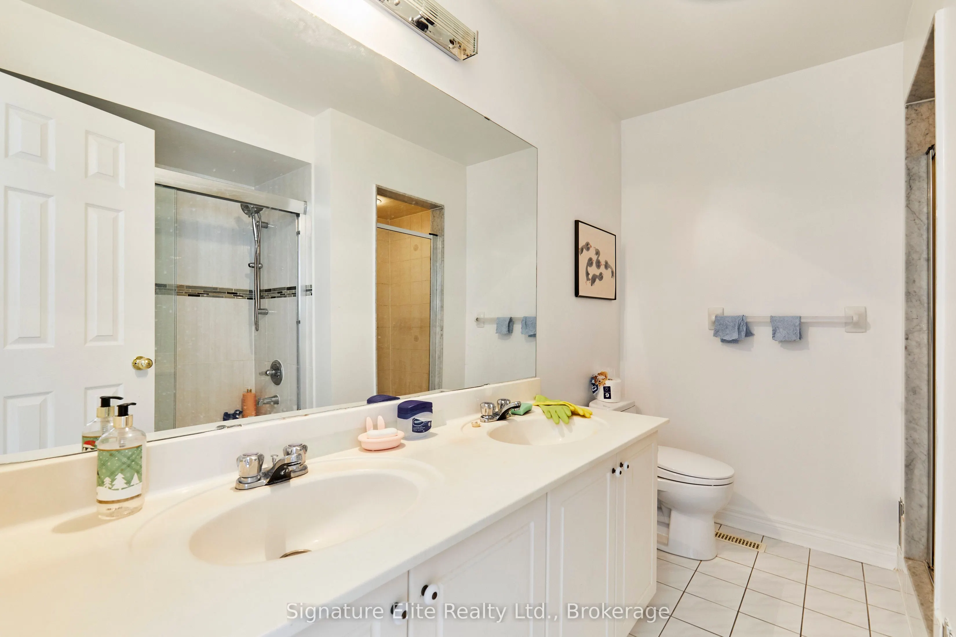 158 Galleria Parkway